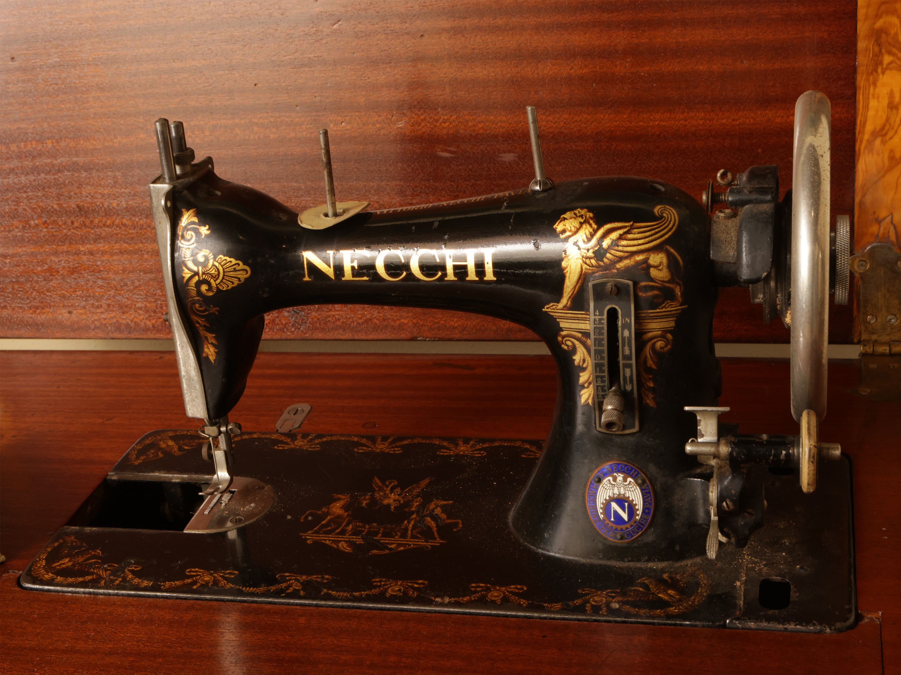 Macchina da Cucire Necchi