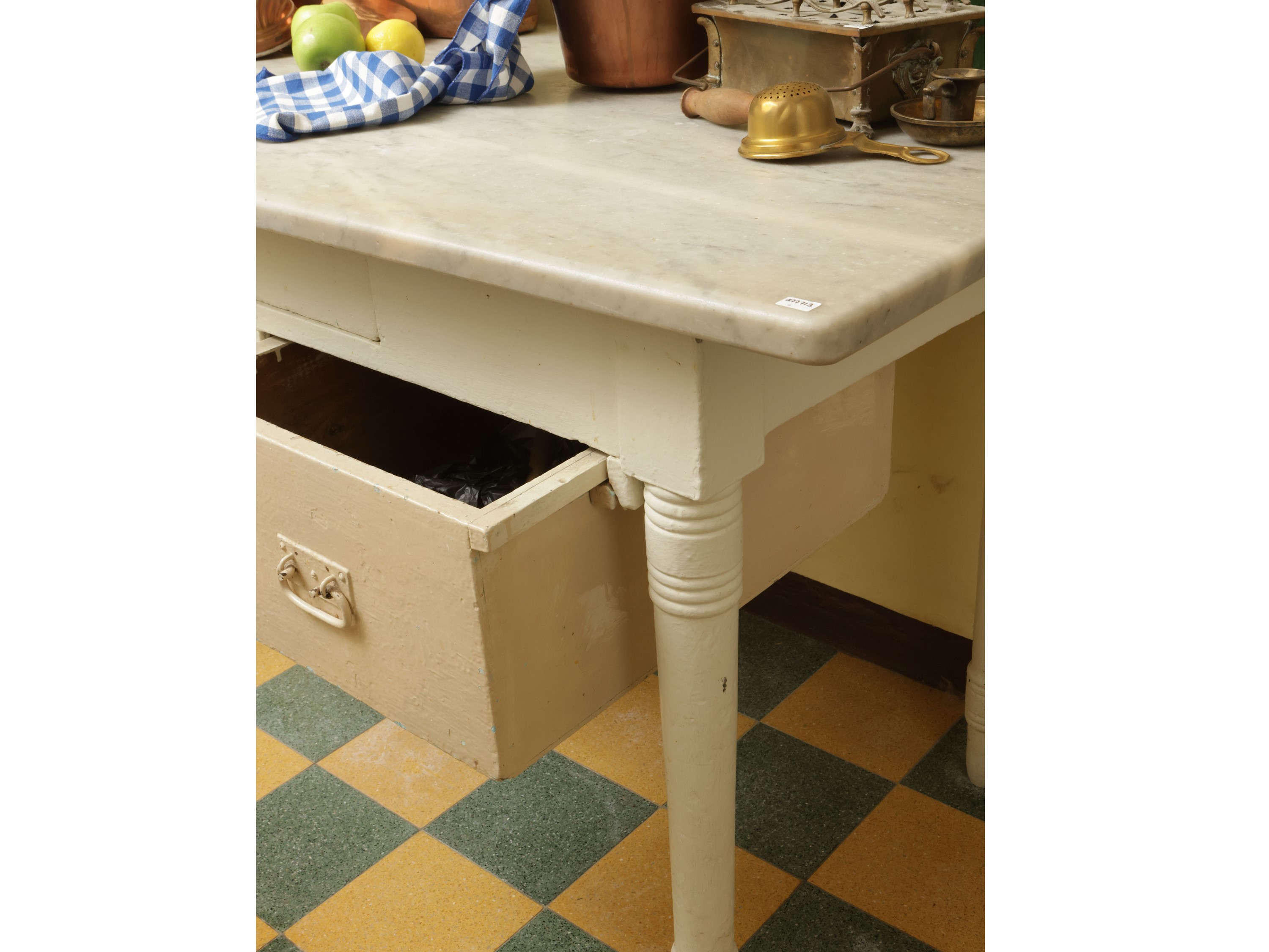 Tavolo Rustico da Cucina in Legno Laccato Bianco
