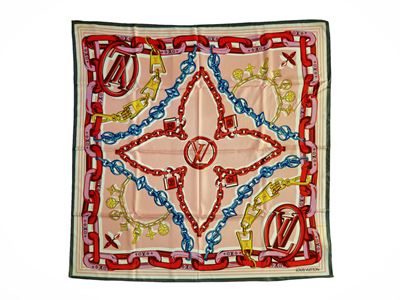 Louis Vuitton, Foulard in seta con motivo a catene e charms