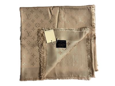 Louis Vuitton, Scialle in seta e lana con motivo monogram in tonalità beige