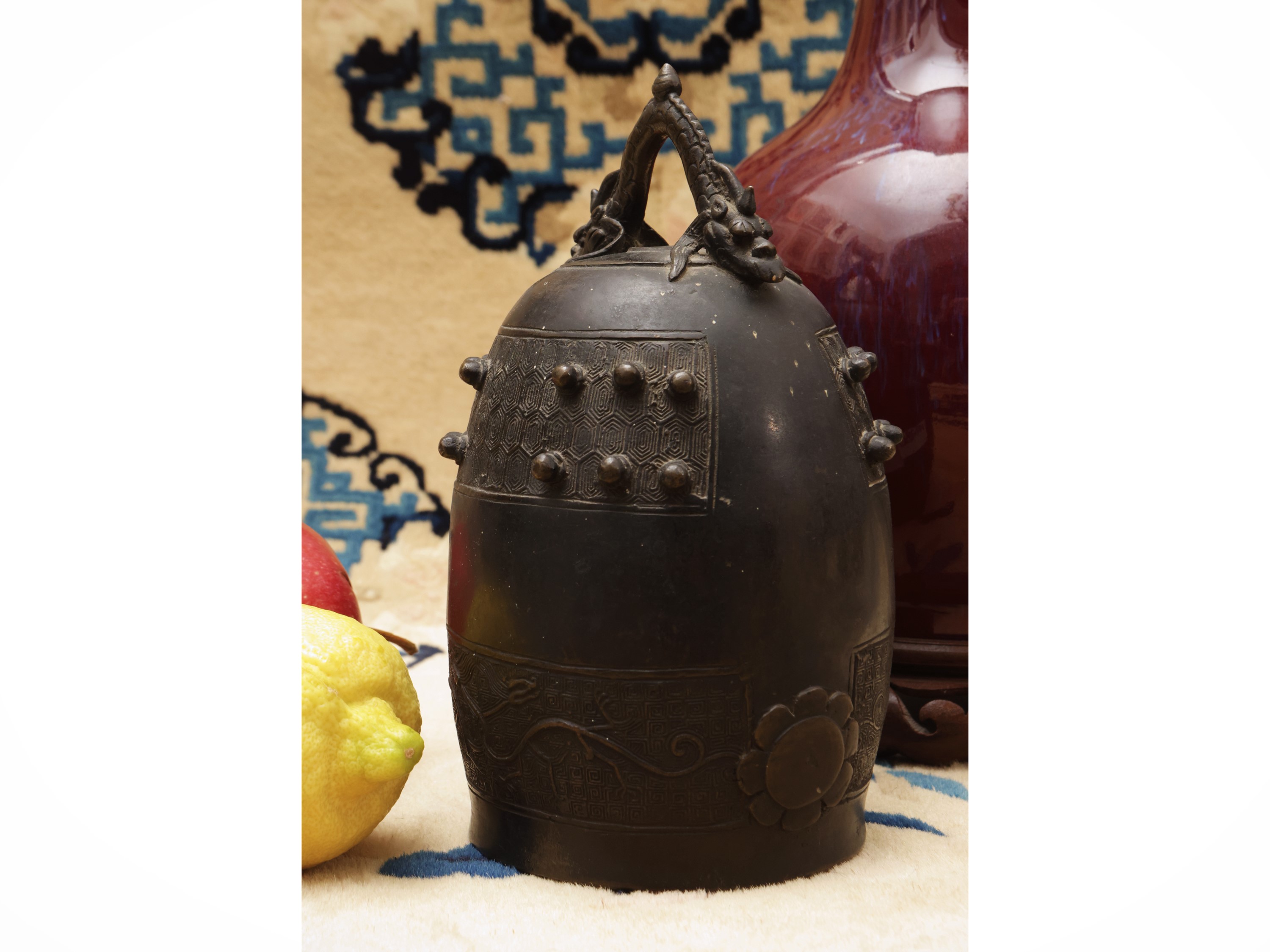 Piccola campana cerimoniale in bronzo, Cina, dinastia Qing, sec. XIX