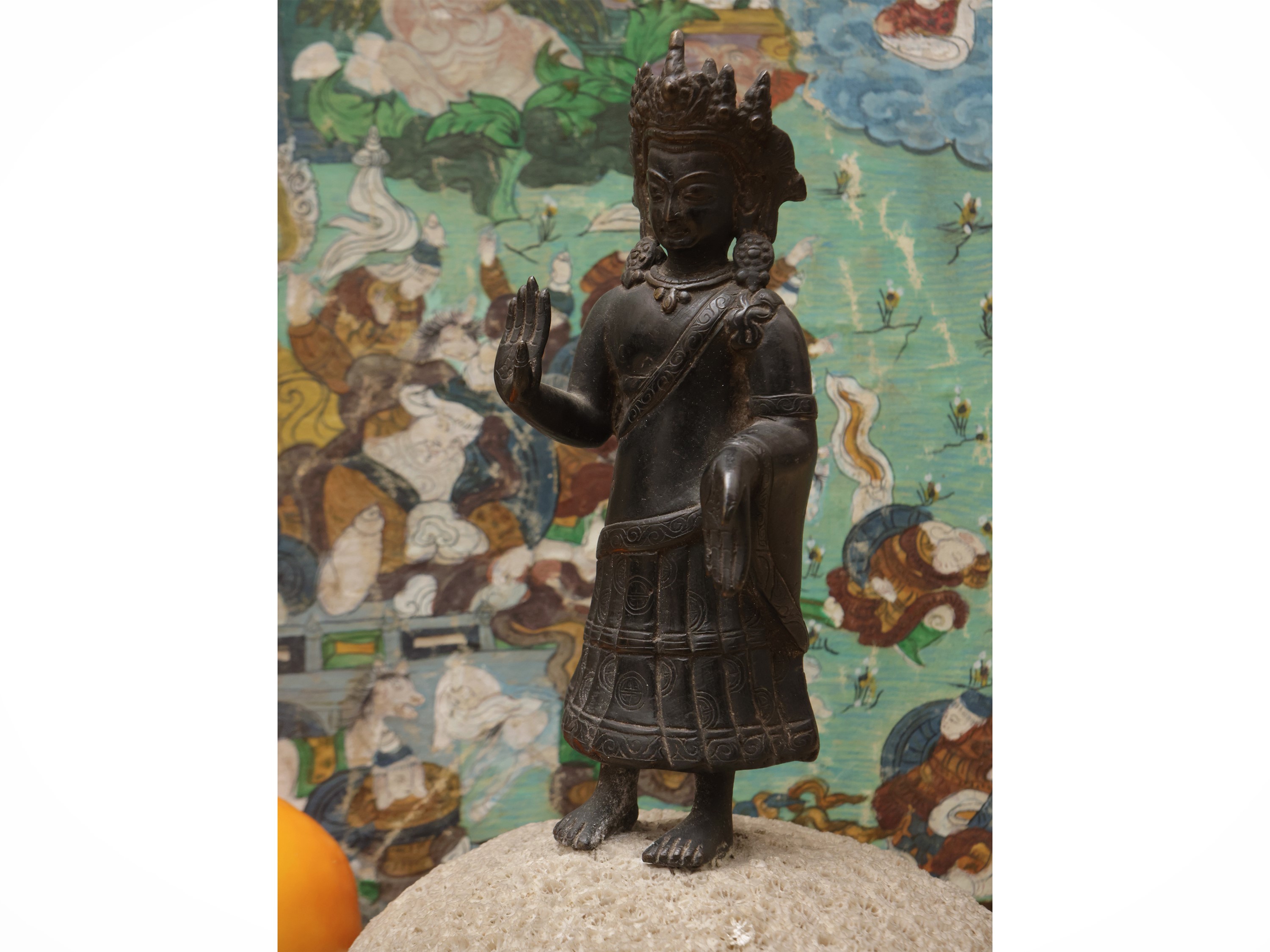 Figura votiva di bodhisattva in bronzo, area himalayana, sec. XVI–XVII