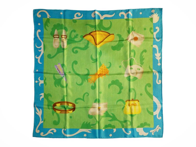 Bulgari - Foulard in seta "d'amor riamato"