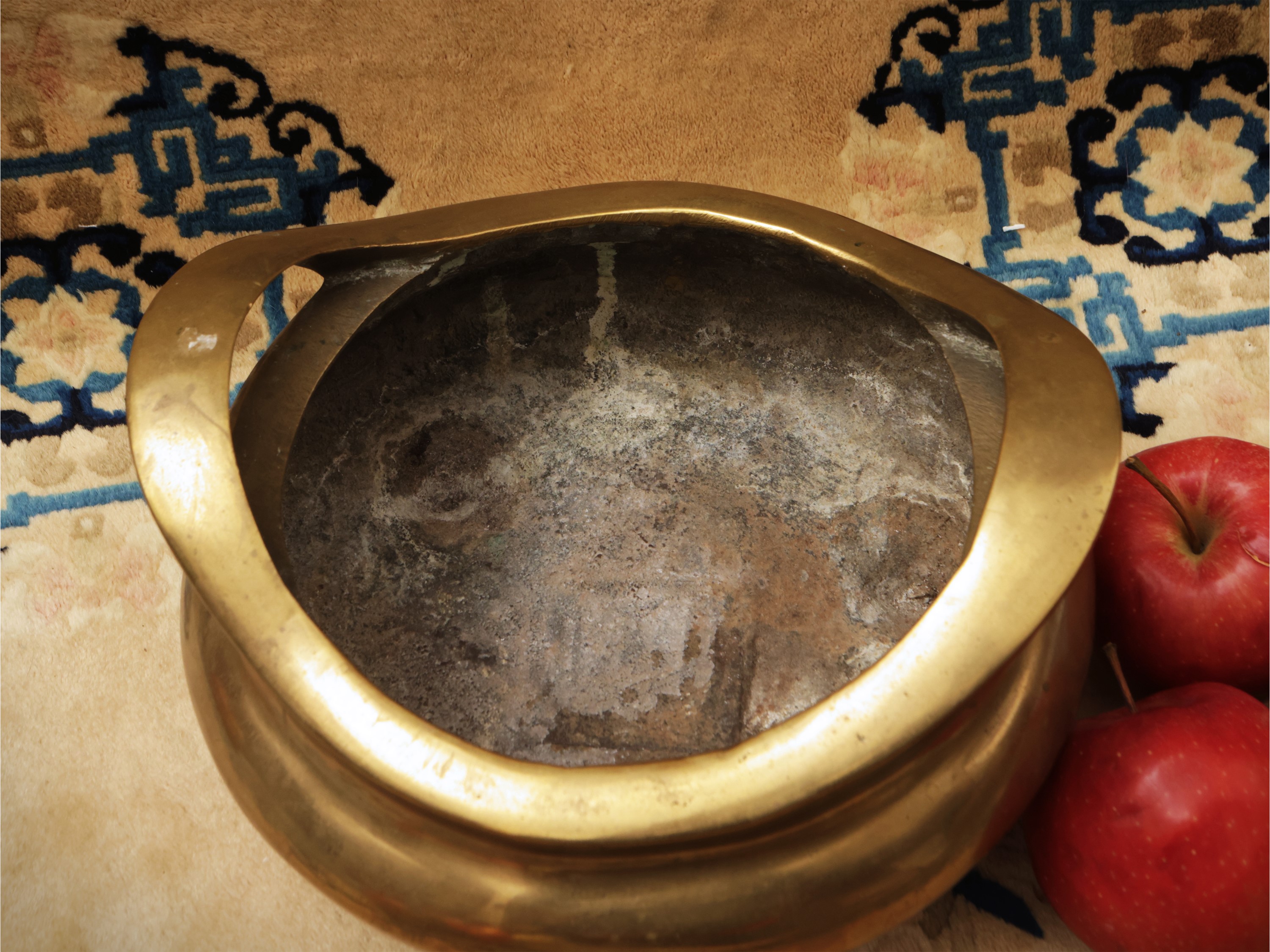 Grande incensiere in bronzo, Cina, dinastia Qing, sec. XVIII–XIX