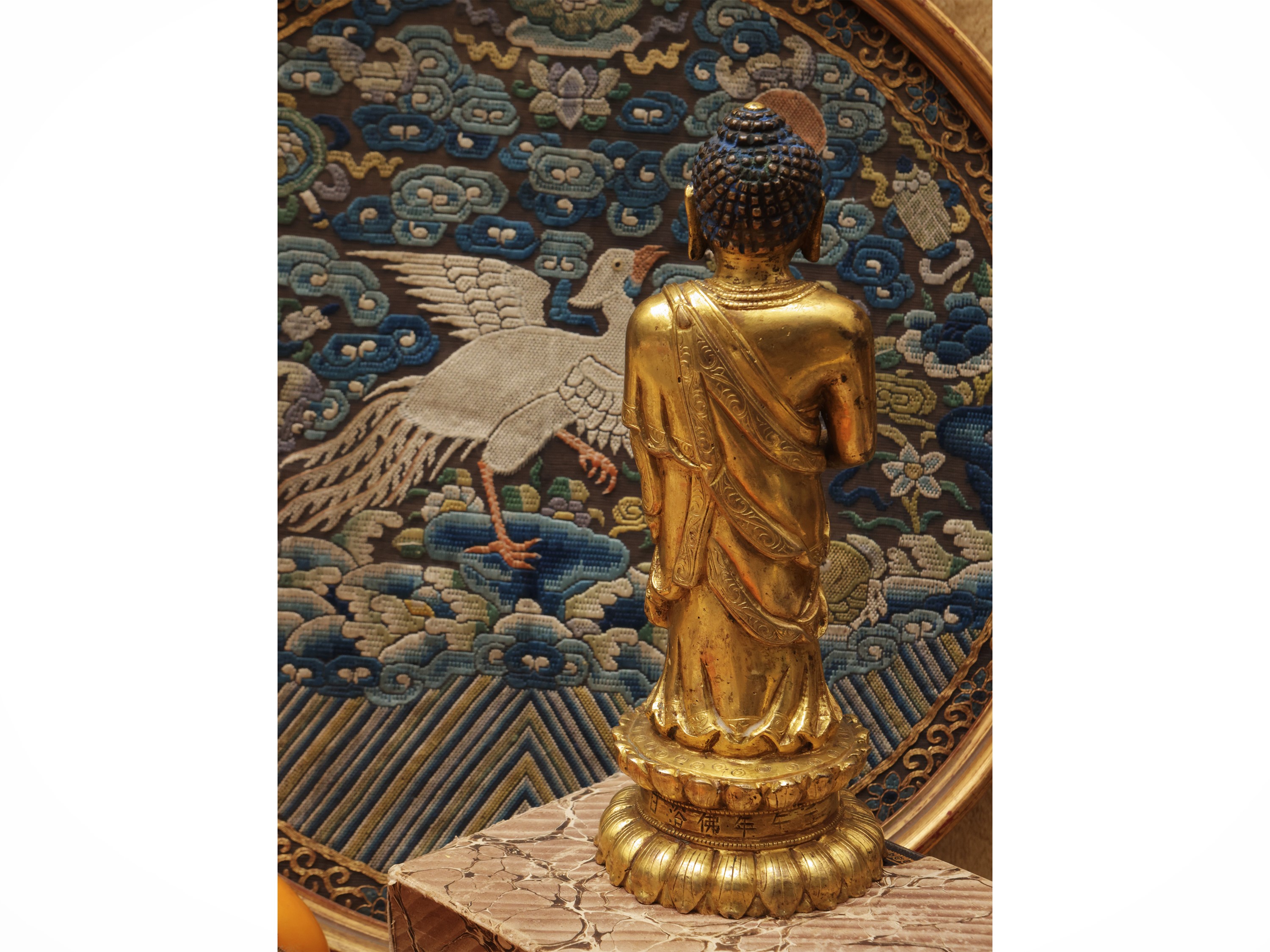 Statua di Buddha in bronzo dorato, Cina, dinastia Qing, sec. XVIII–XIX