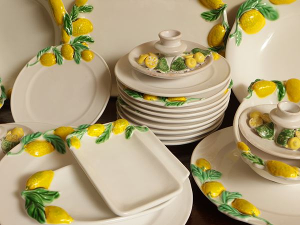 Service of garden dishes in glazed ceramic, Italica Ars