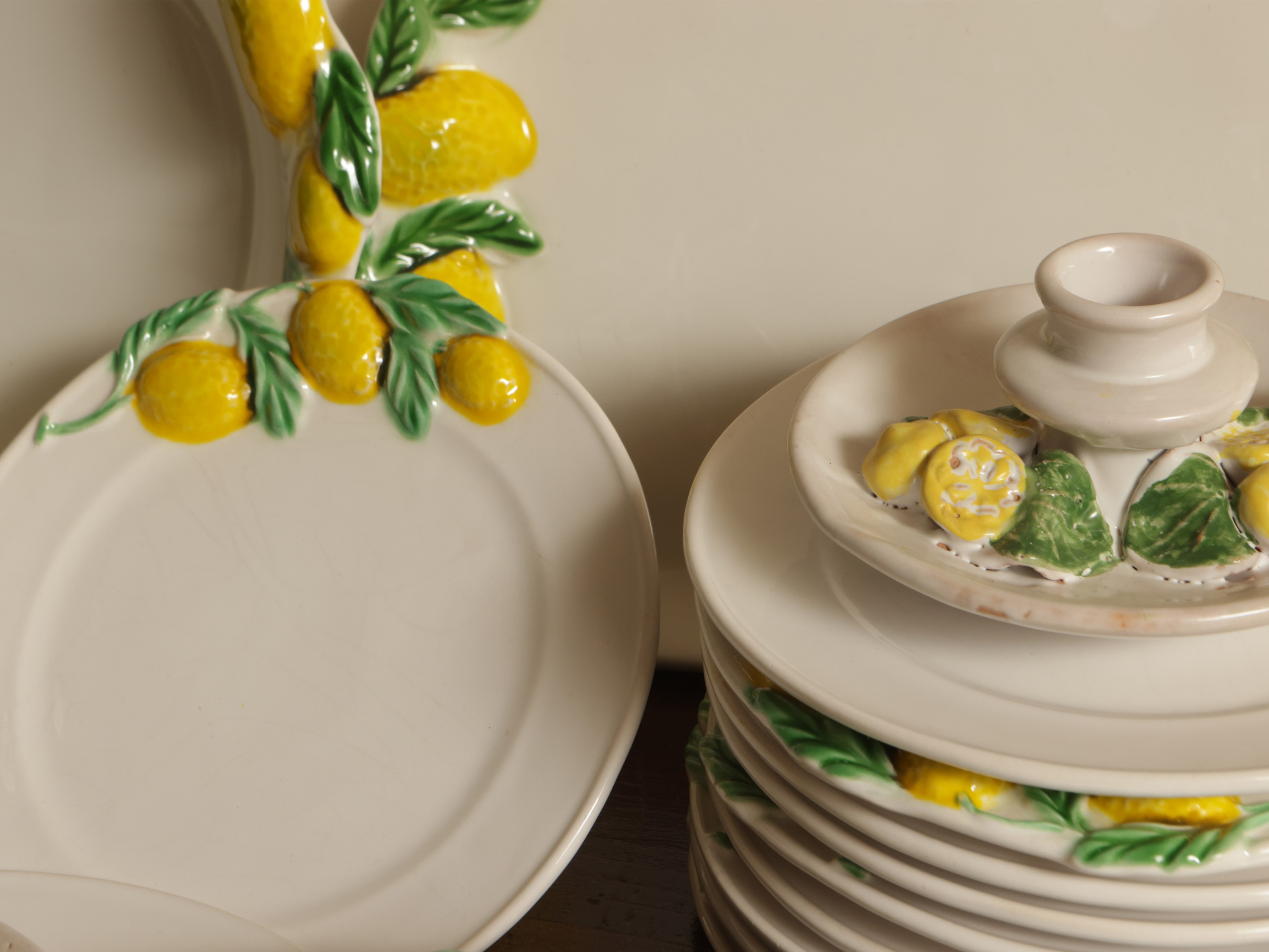 Servizio di Piatti da Giardino in Ceramica Smaltata, Italica Ars