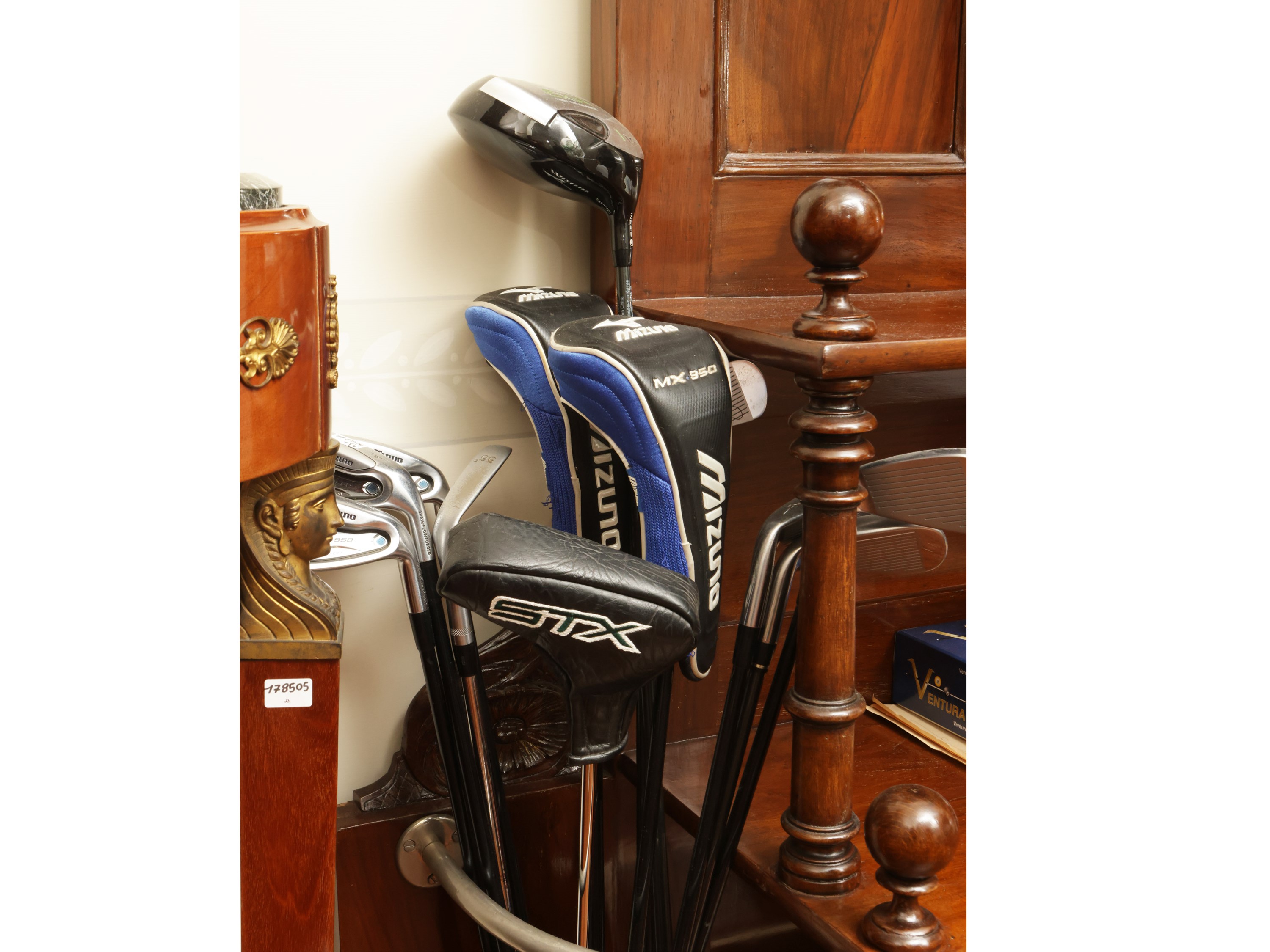 Assortimento di mazze da golf