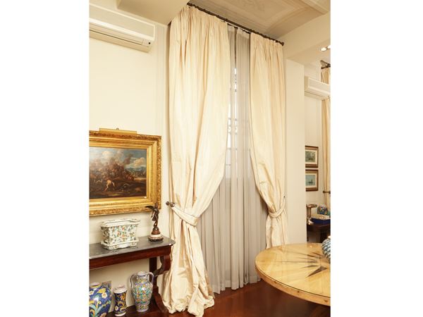 Ivory colored silk taffeta curtain