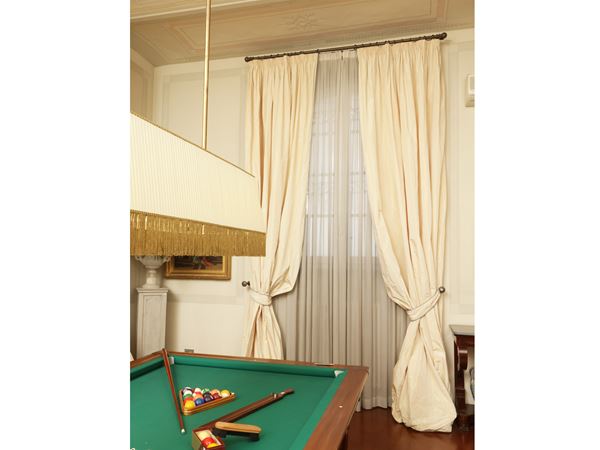 Ivory colored silk taffeta curtain