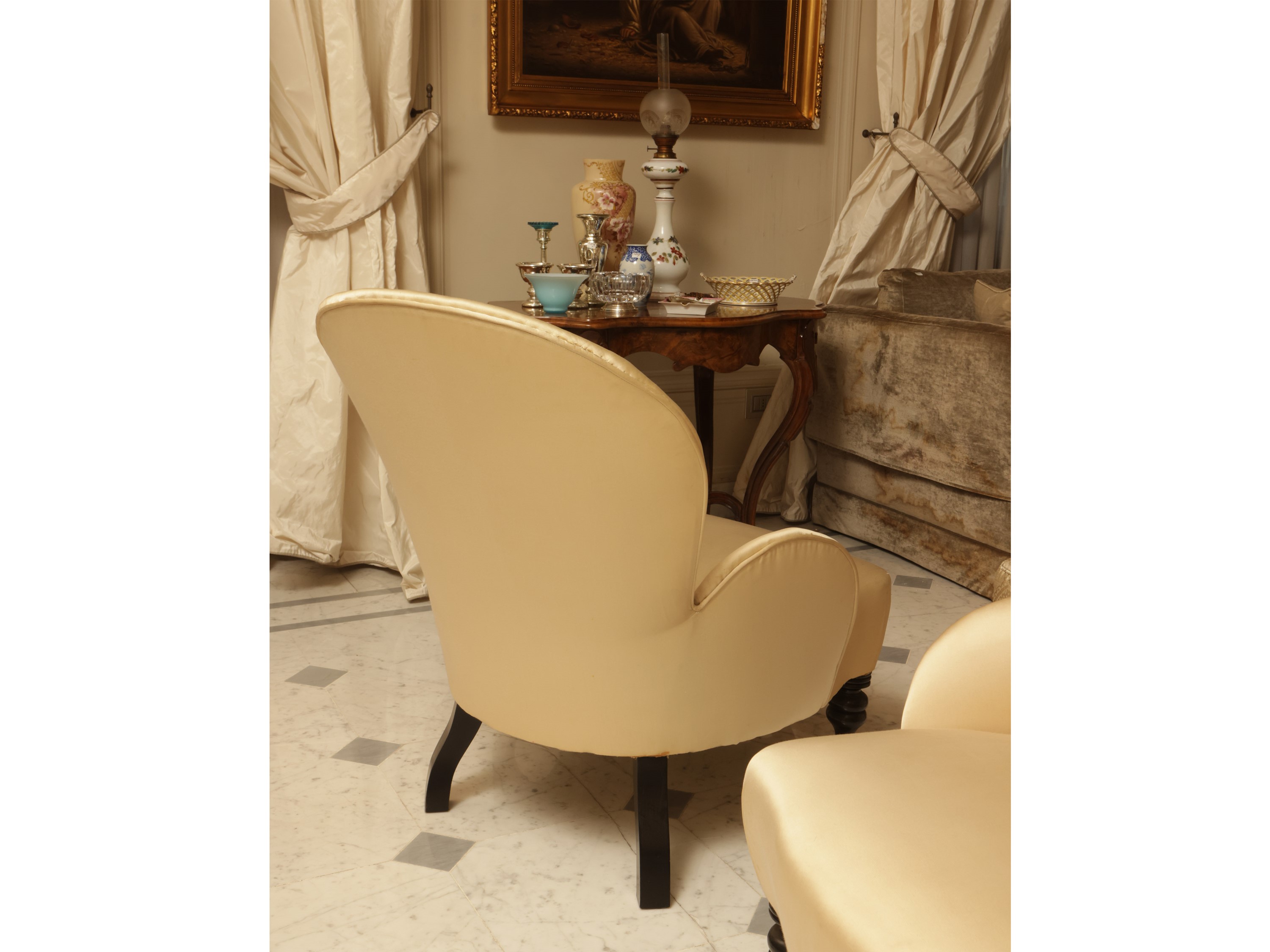 Coppia di poltroncine imbottite