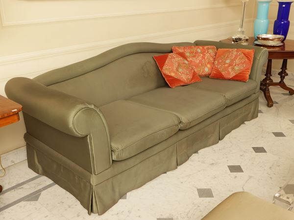 Padded three-seater sofa