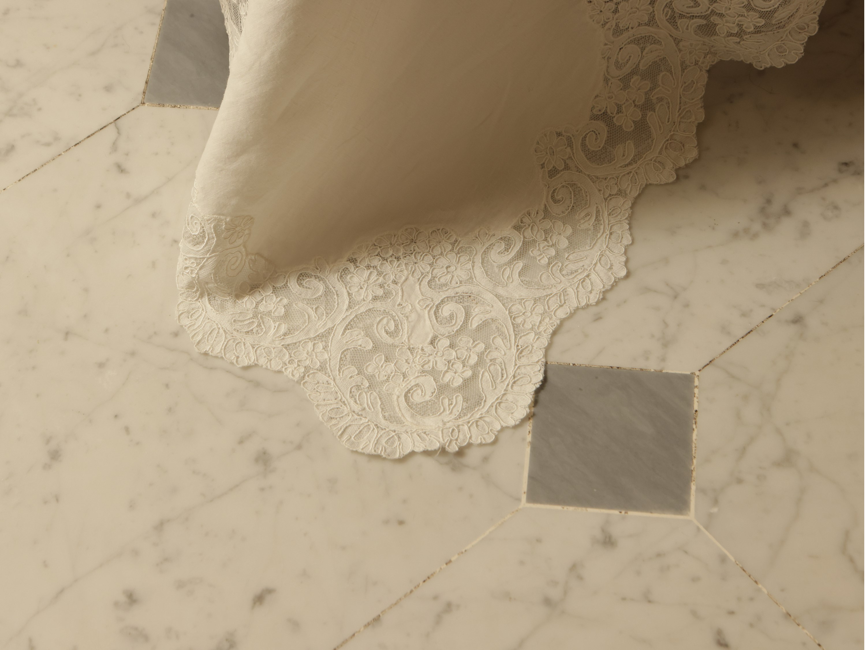 Grande Tovaglia in Lino Bianco
