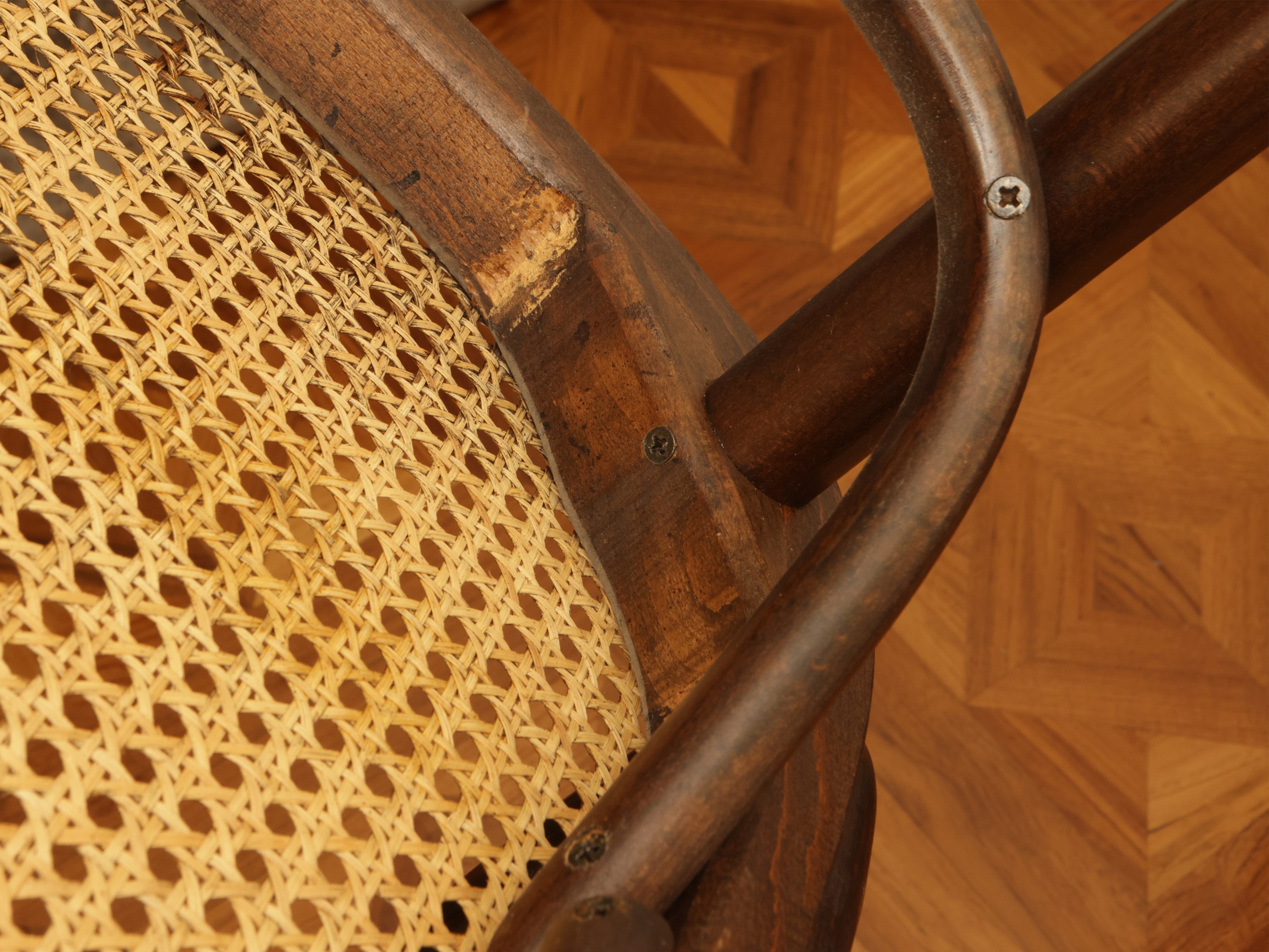 Poltroncina in Faggio Curvato