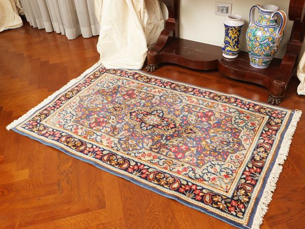 Nain carpet