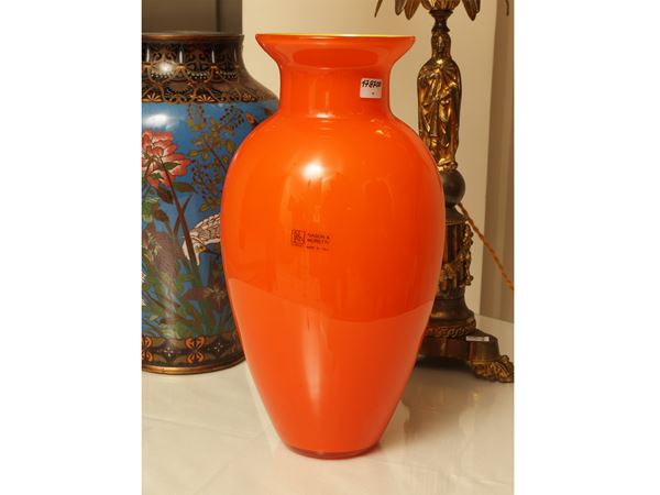 Vaso in vetro soffiato incamiciato, Nason e Moretti