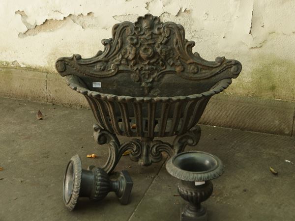 Complementi di arredo da giardino in ghisa