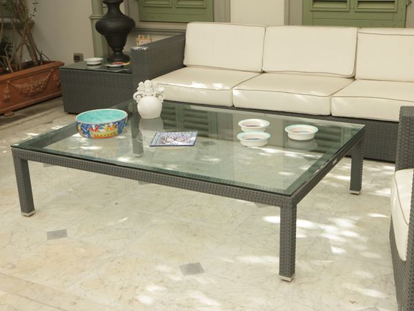 Tavolo basso da centro in rattan sintetico grigio, Dolcefarniente