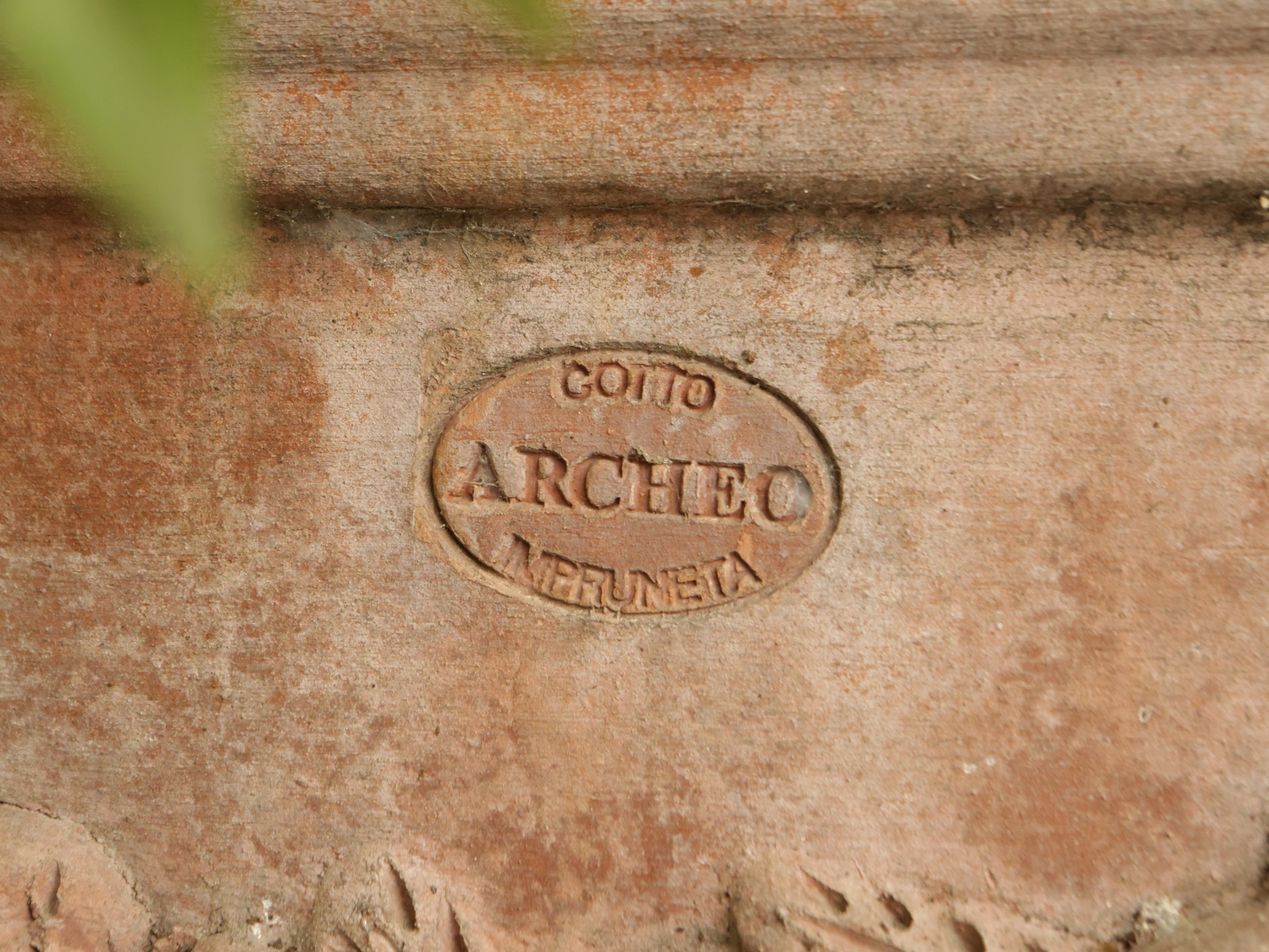 Serie di Tre Vasi a Cassetta in Terracotta, Archeo Impruneta