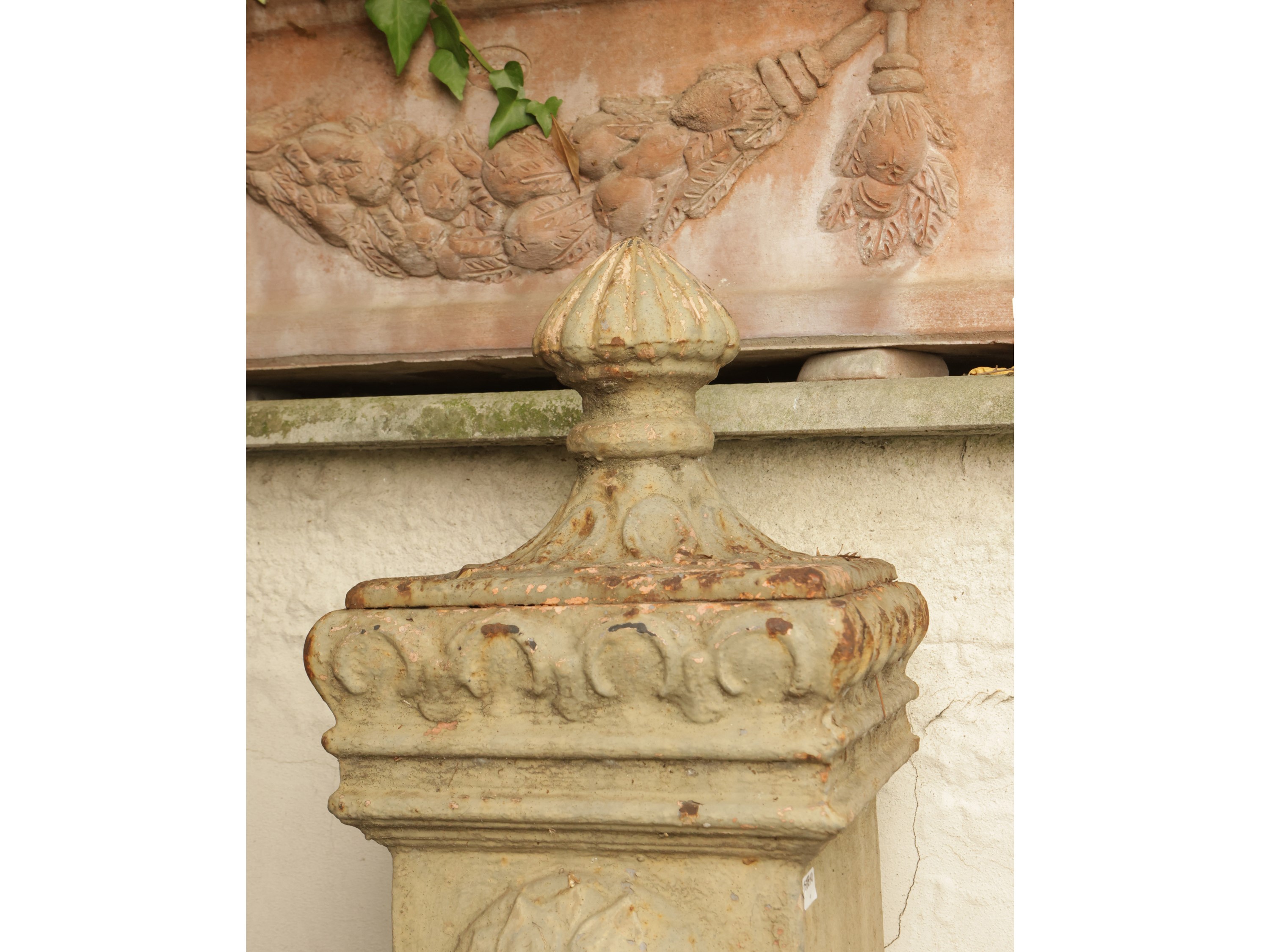 Fontana D'epoca a Colonna in Ghisa, Fonderia G. Basile