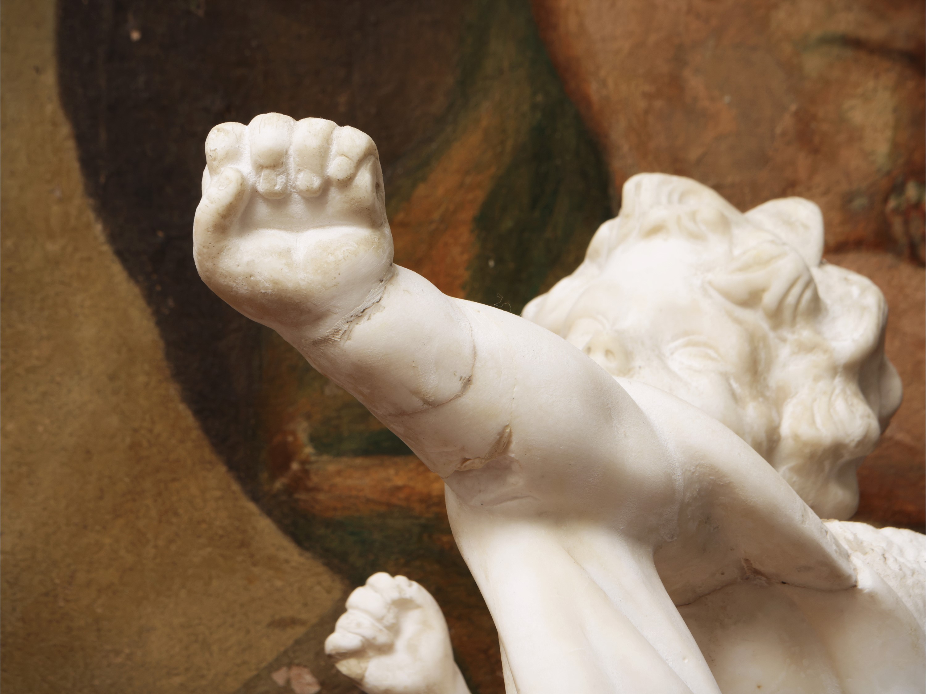 Cupido in Marmo Bianco