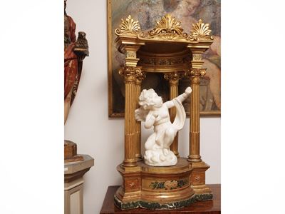 Tabernacolo in legno intagliato e dorato, fine XVIII-inizio XIX secolo