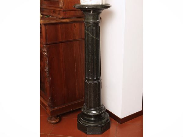 Prato green marble column
