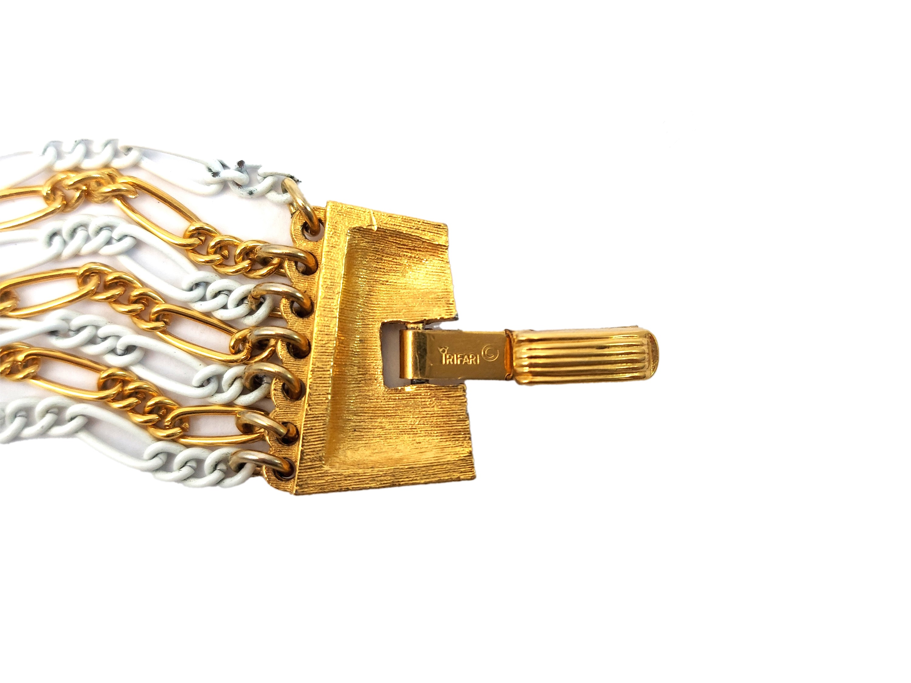 Trifari, Collana multifilo in metallo golden tone e bianco