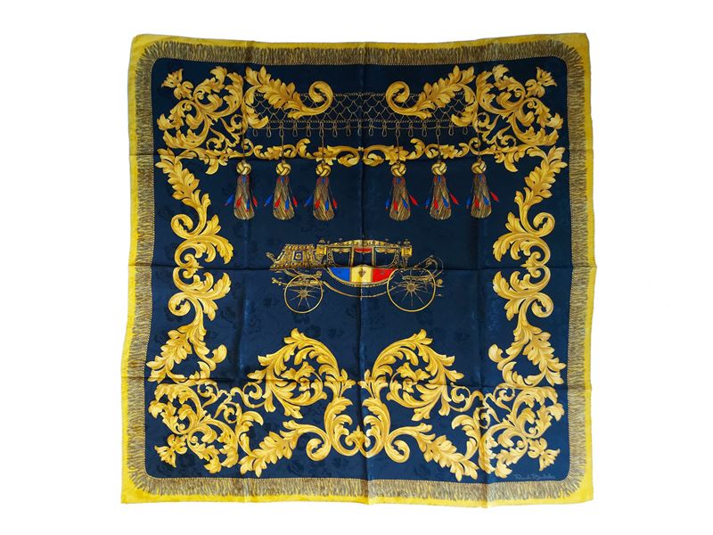 Renato Balestra, Foulard in seta con motivo di carrozza su fondo nero