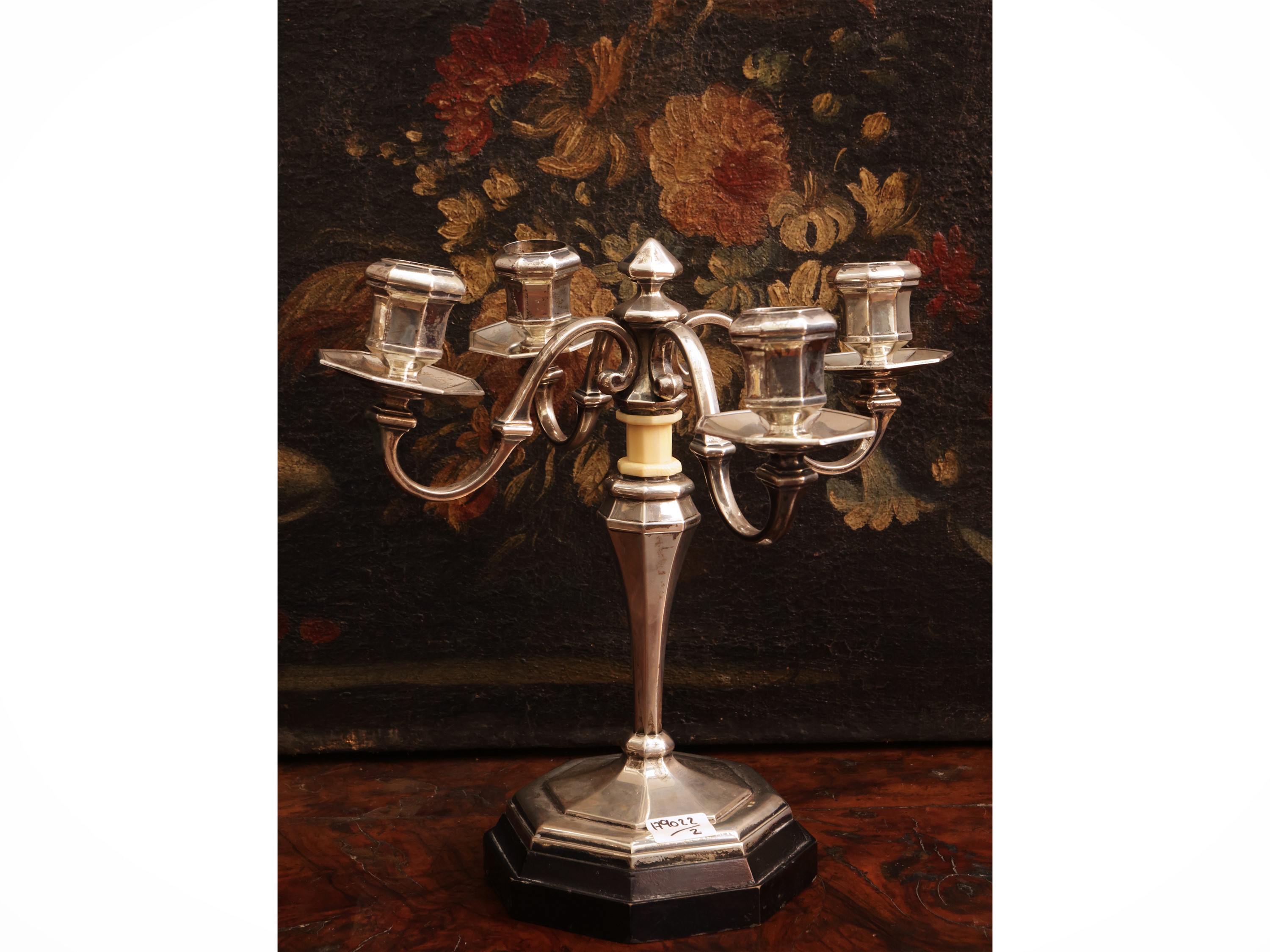 Coppia di candelabri in argento