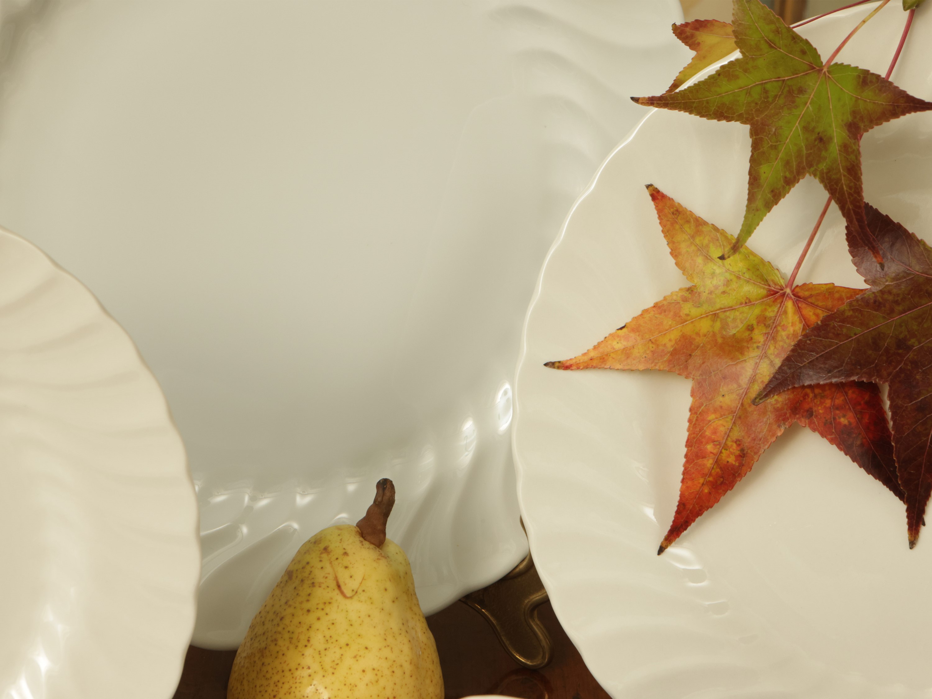Servizio di Piatti da Buffet in Porcellana