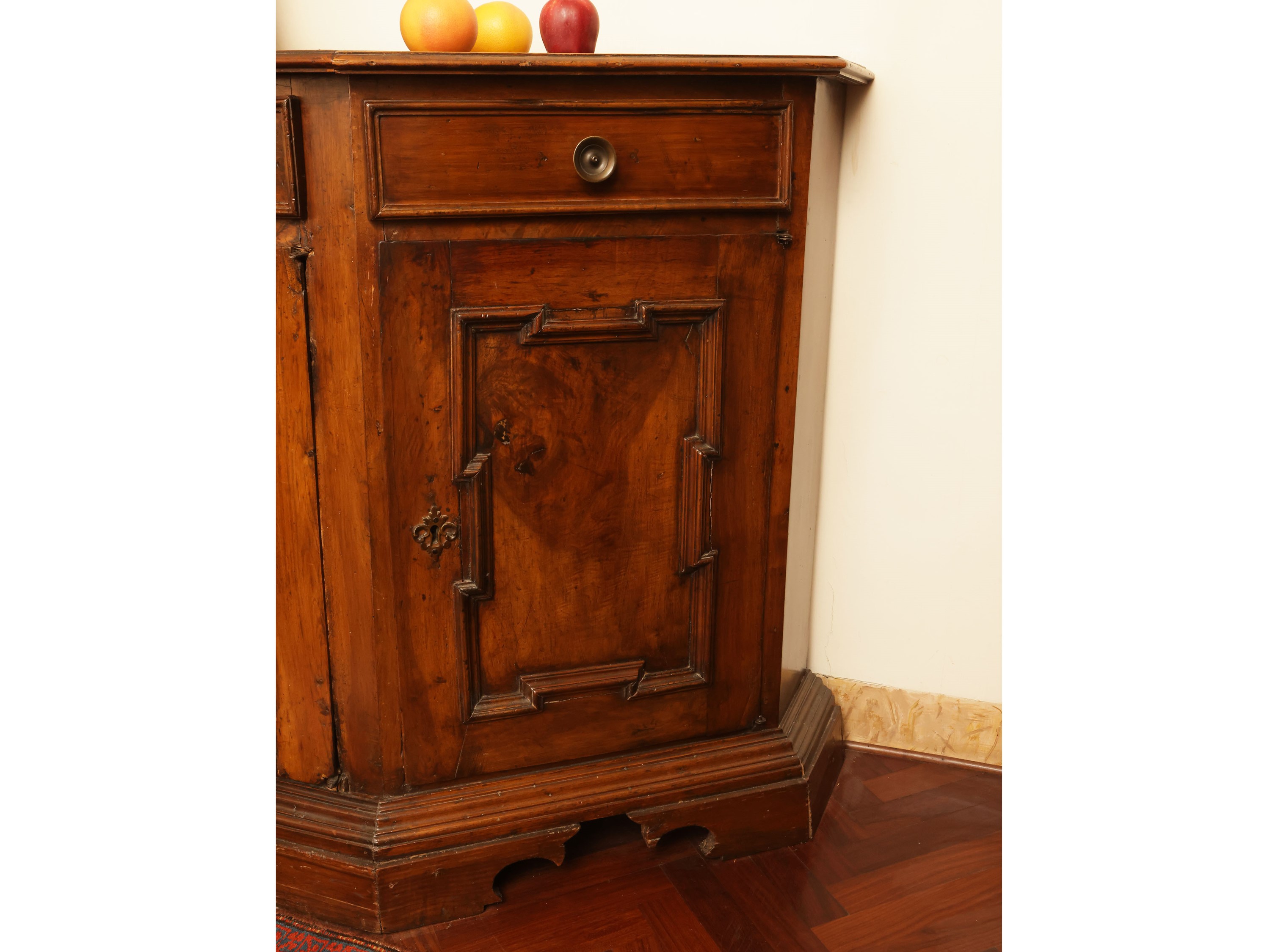 Credenza in Noce