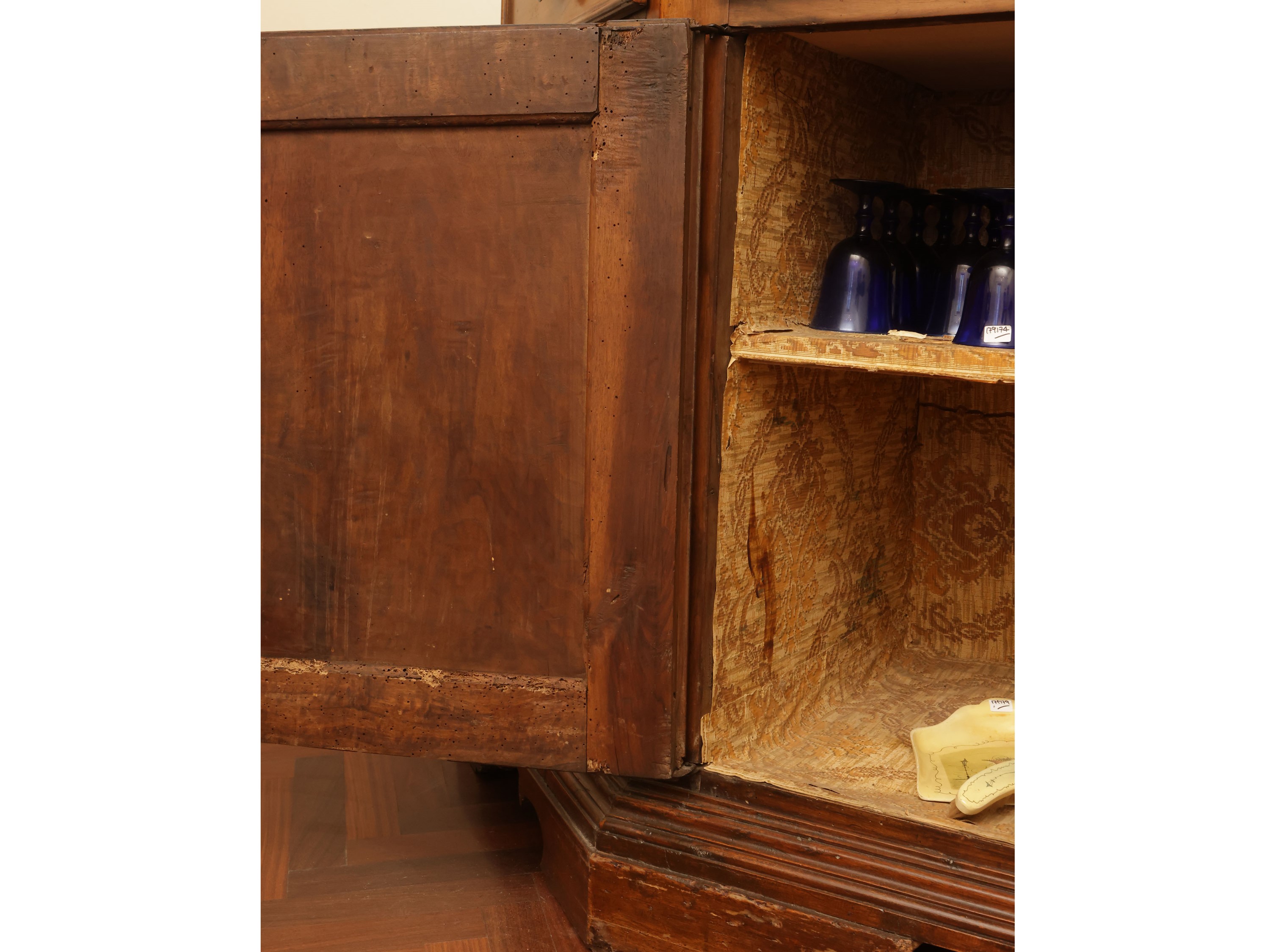 Credenza in Noce
