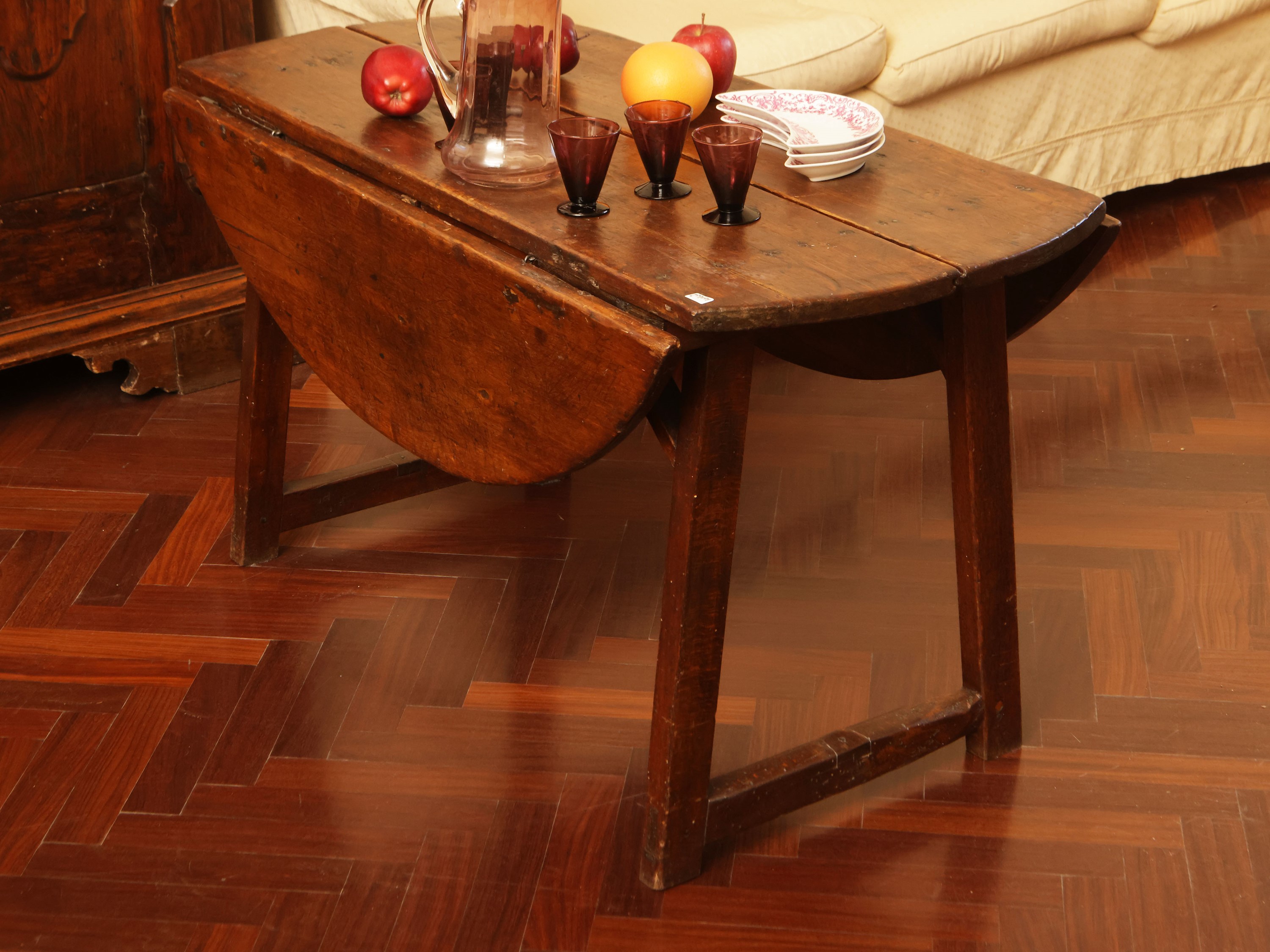 Tavolo Basso a Bandelle in Rovere