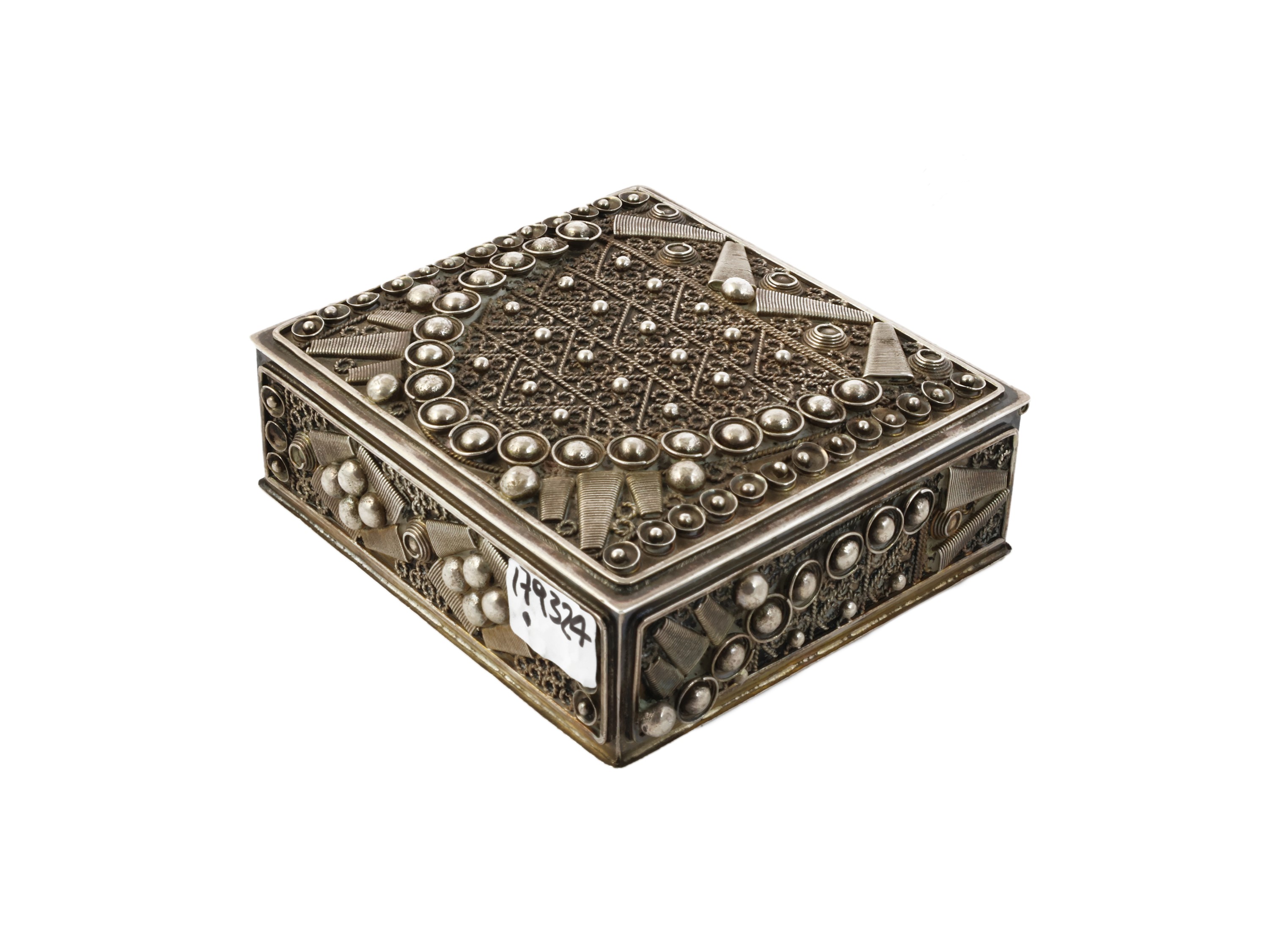 Scatola in argento, Scuola Orafa Tripoli