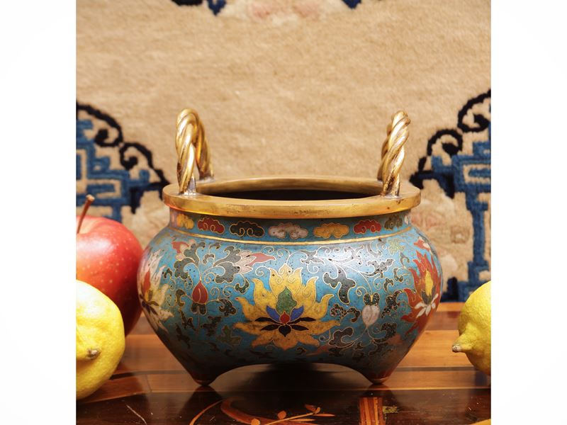 Bruciaprofumi in smalto cloisonné, Cina, fine dinastia Qing – periodo Repubblica