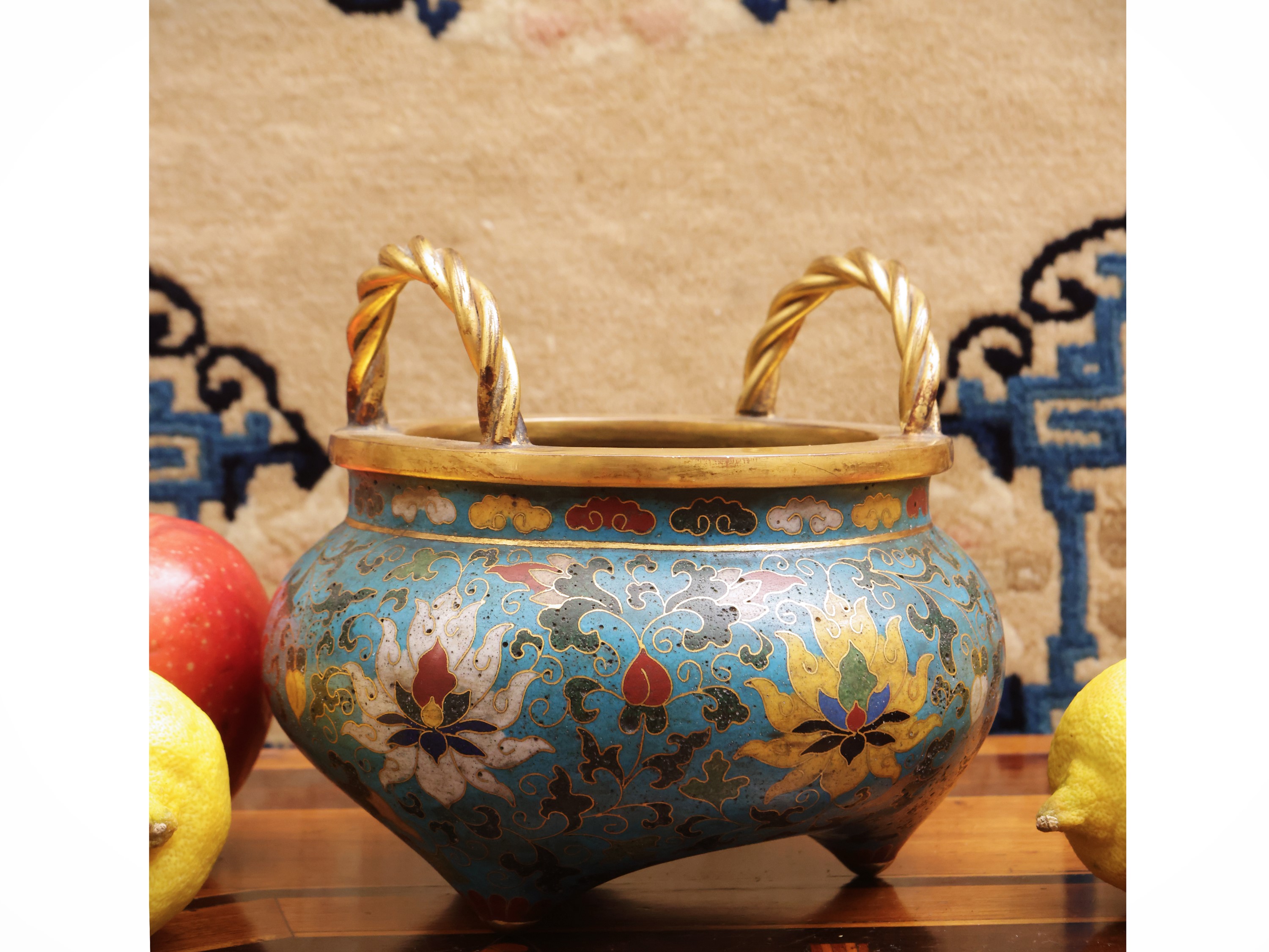 Bruciaprofumi in smalto cloisonné, Cina, fine dinastia Qing – periodo Repubblica