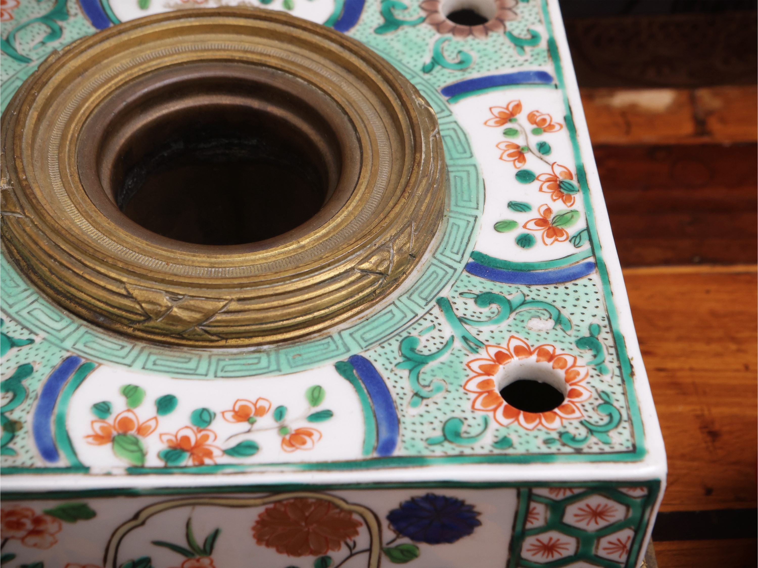 Scatola porta-inchiostro in porcellana famiglia verde, Cina, dinastia Qing