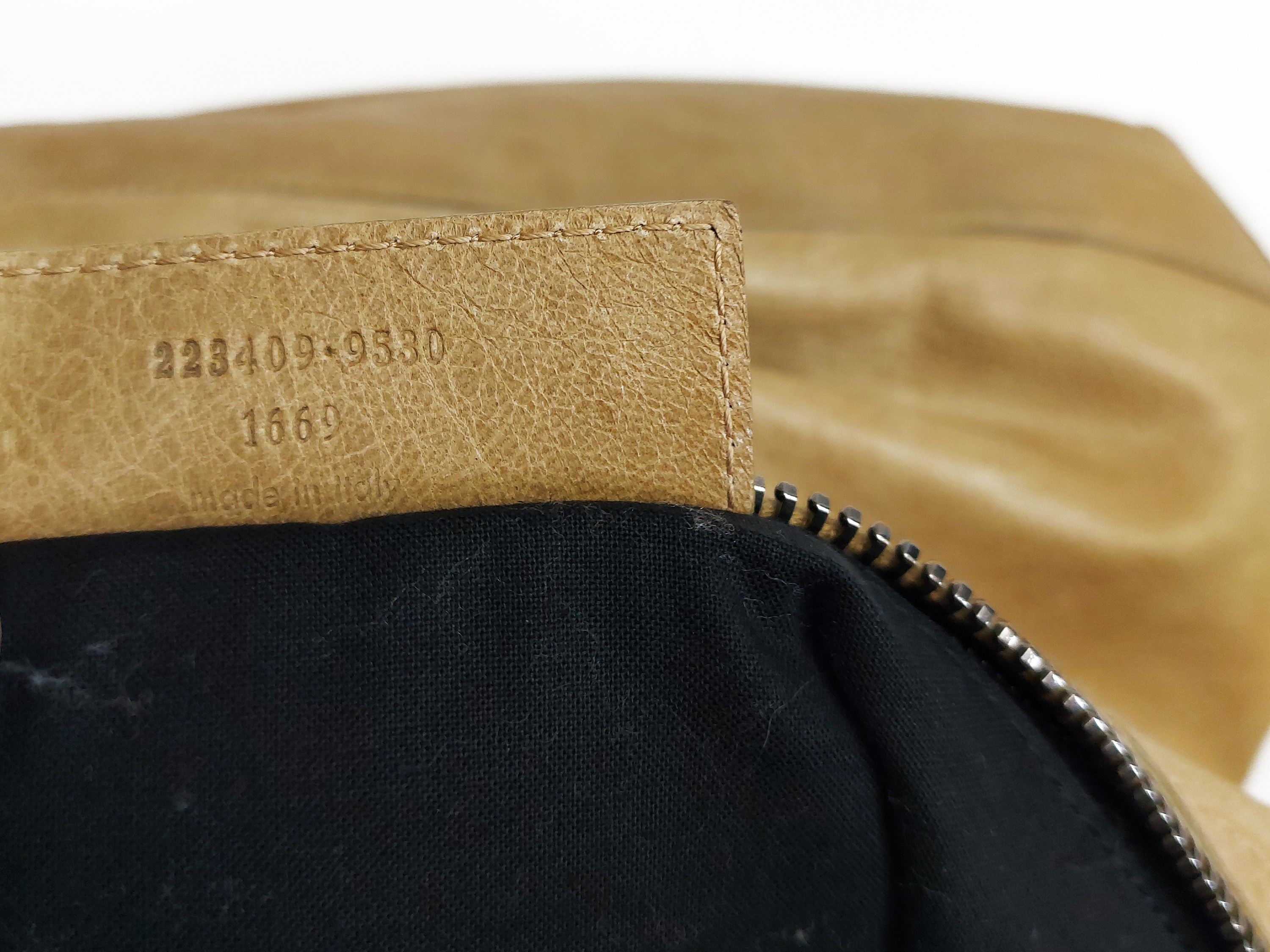 Balenciaga - Borsa Courier in pelle beige