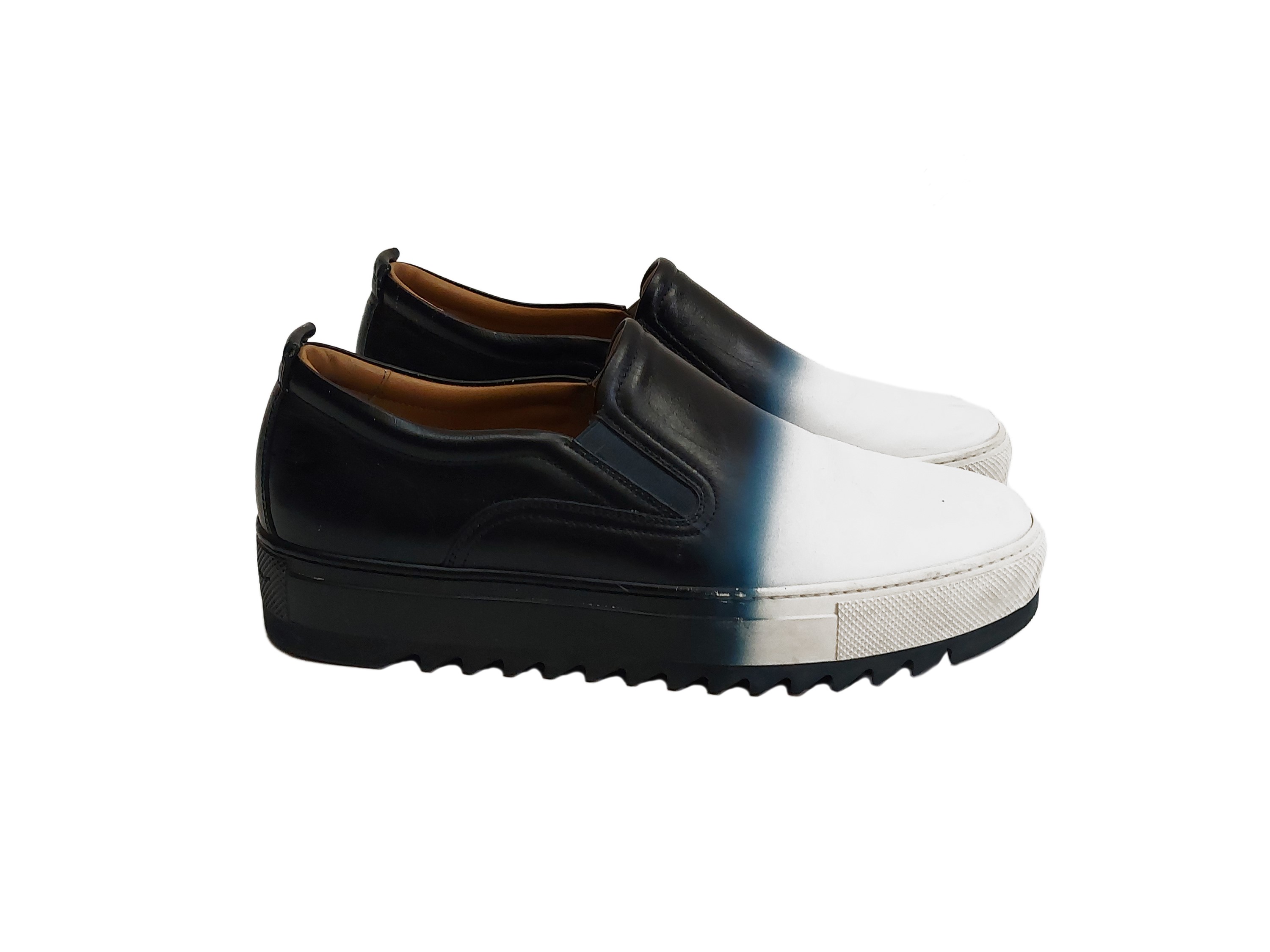 Salvatore Ferragamo, Sneakers da uomo in pelle stampata, misura 8 1/5