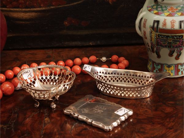 Tre accessori da collezione in argento