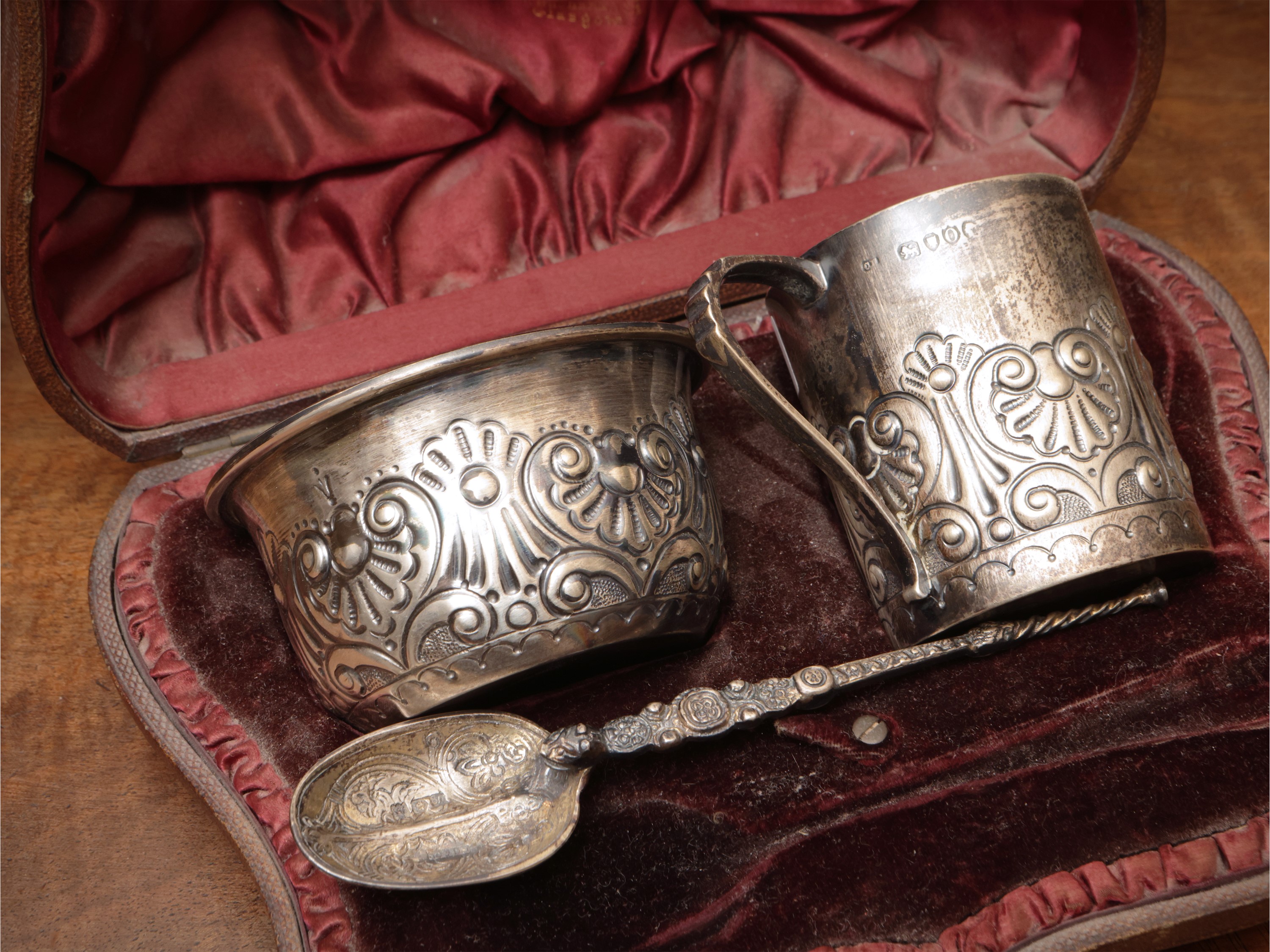 Set da bambino vittoriano in argento