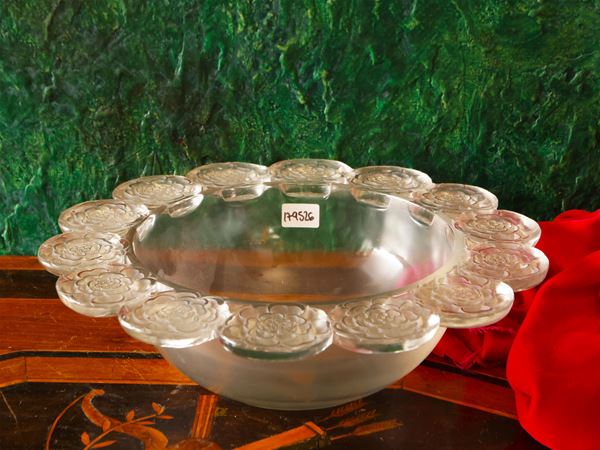 Lalique cup called 