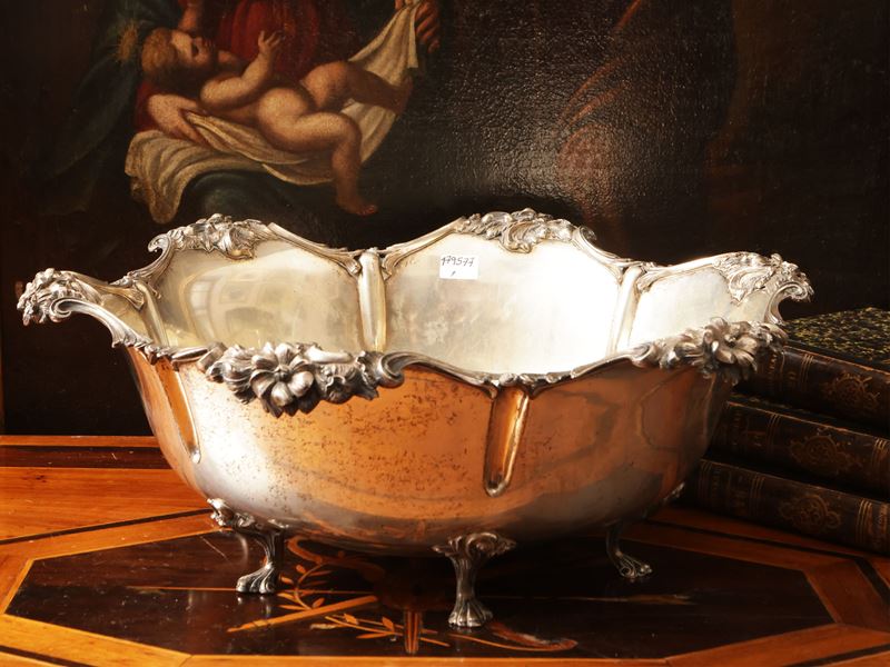 Grande centrotavola in argento