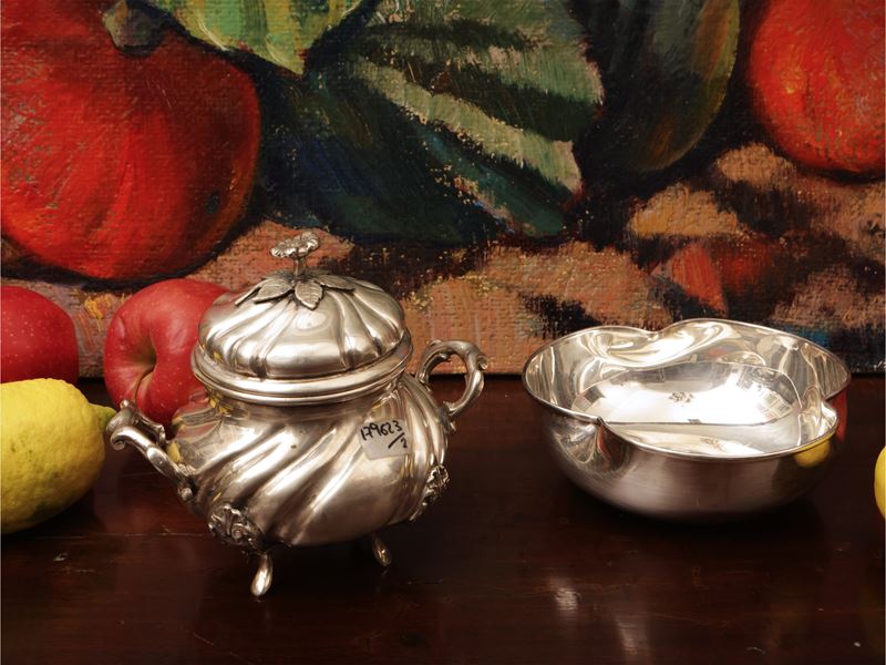 Due accessori in argento