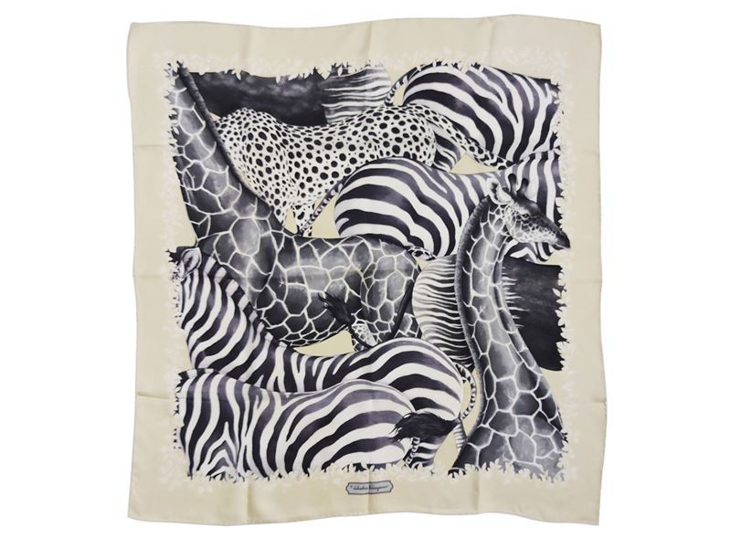 Salvatore Ferragamo - Foulard in Seta Animalier