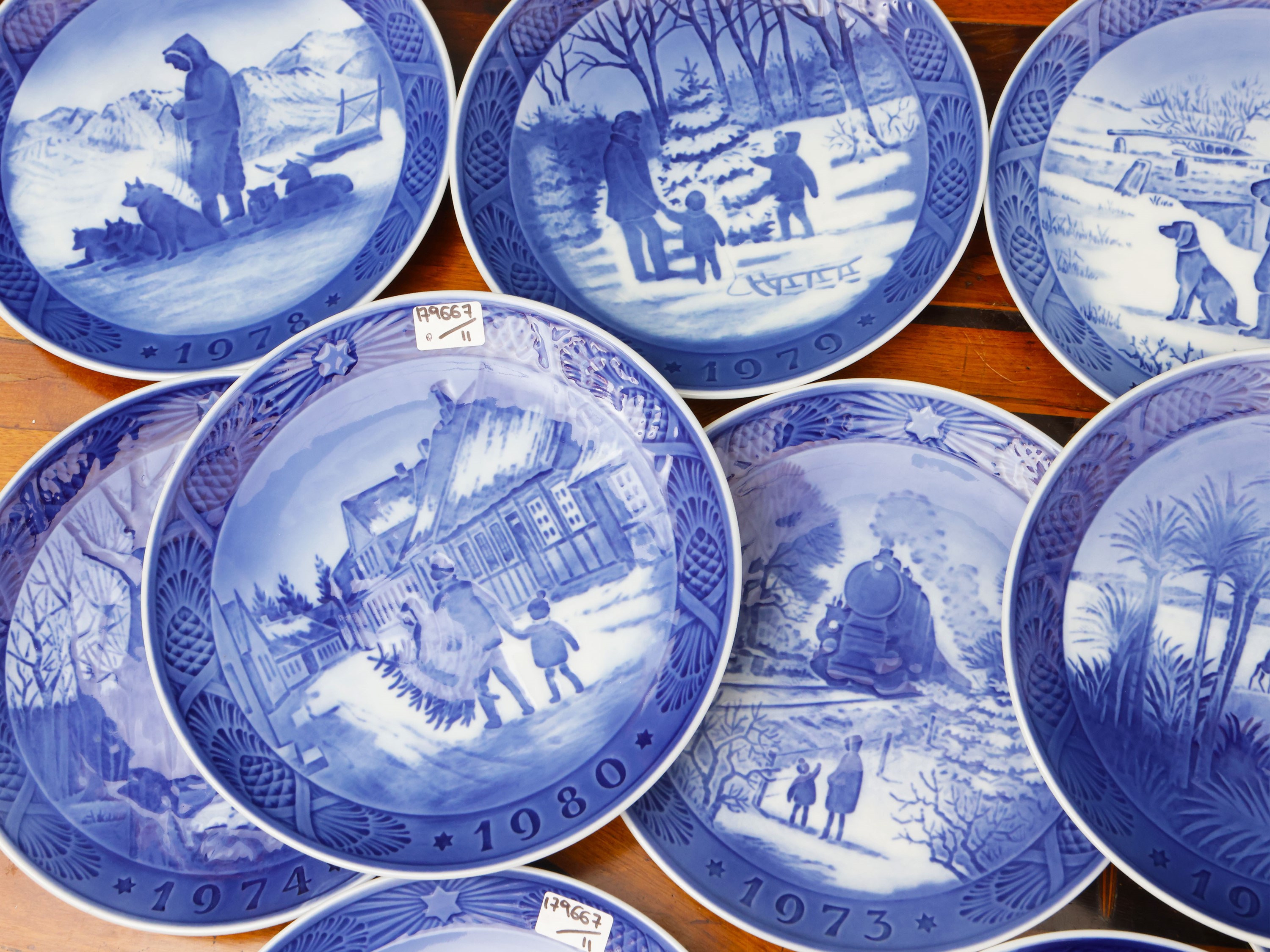 Collezione di Undici Piatti di Natale in Porcellana, Royal Copenhagen