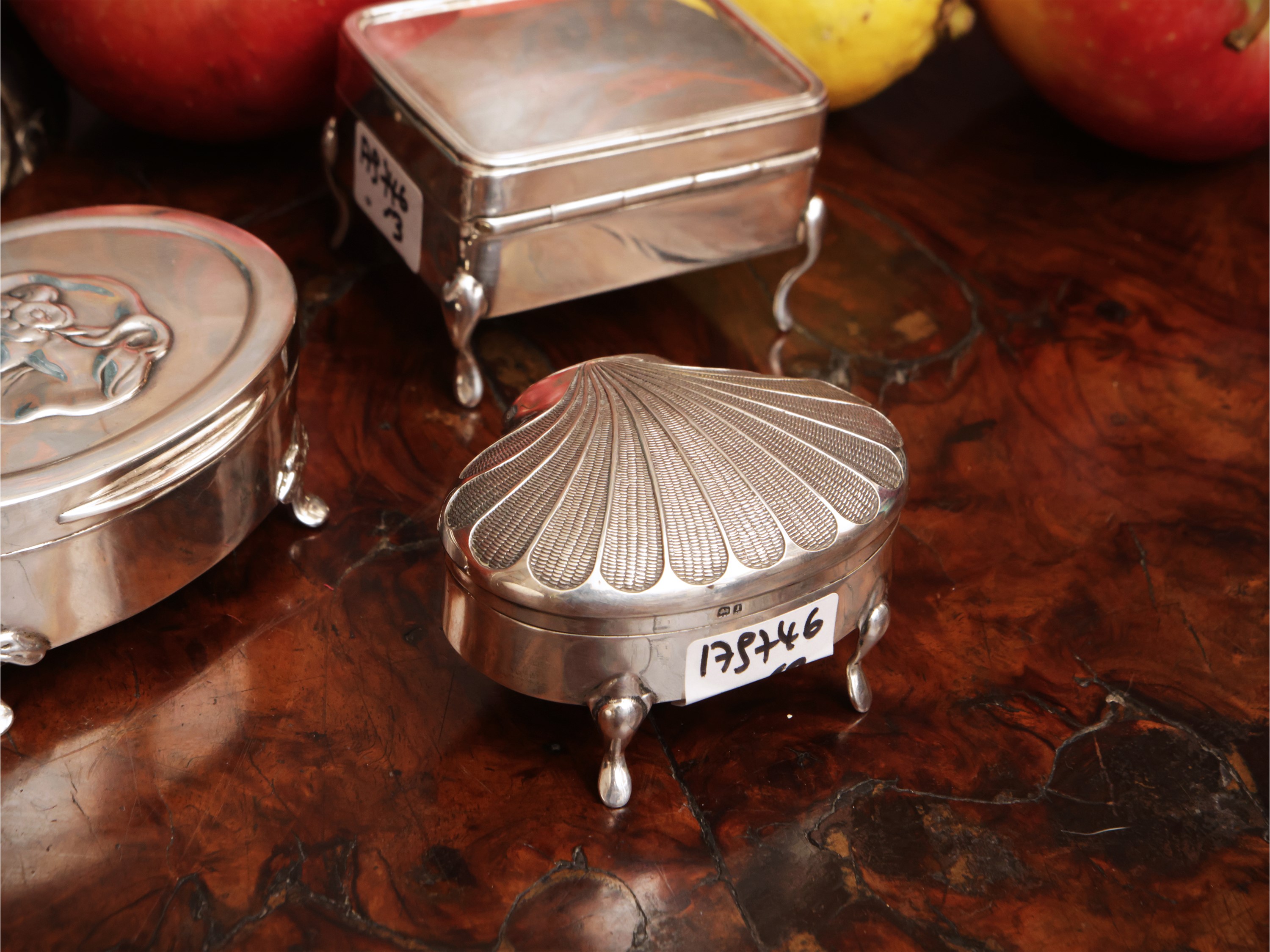 Tre piccole scatole d'epoca in argento per anelli