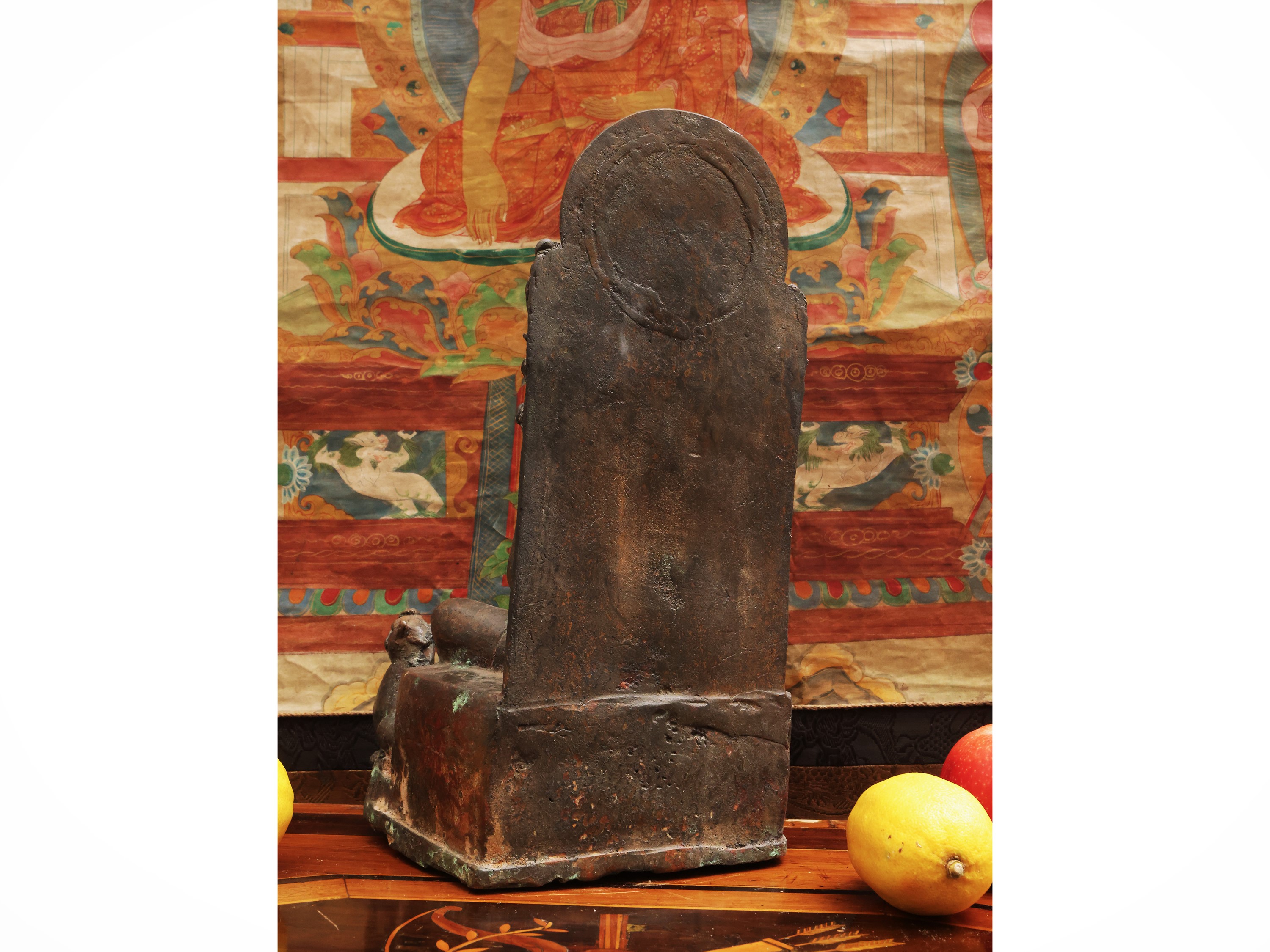 Figura in bronzo raffigurante Buddha in dharmachakra mudra, area Himalayana, sec. XIX–XX