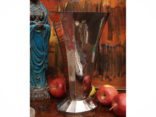 Grande vaso in metallo argentato  (inizio del XX secolo)  - Asta Asta di Natale - Maison Bibelot - Casa d'Aste Firenze - Milano